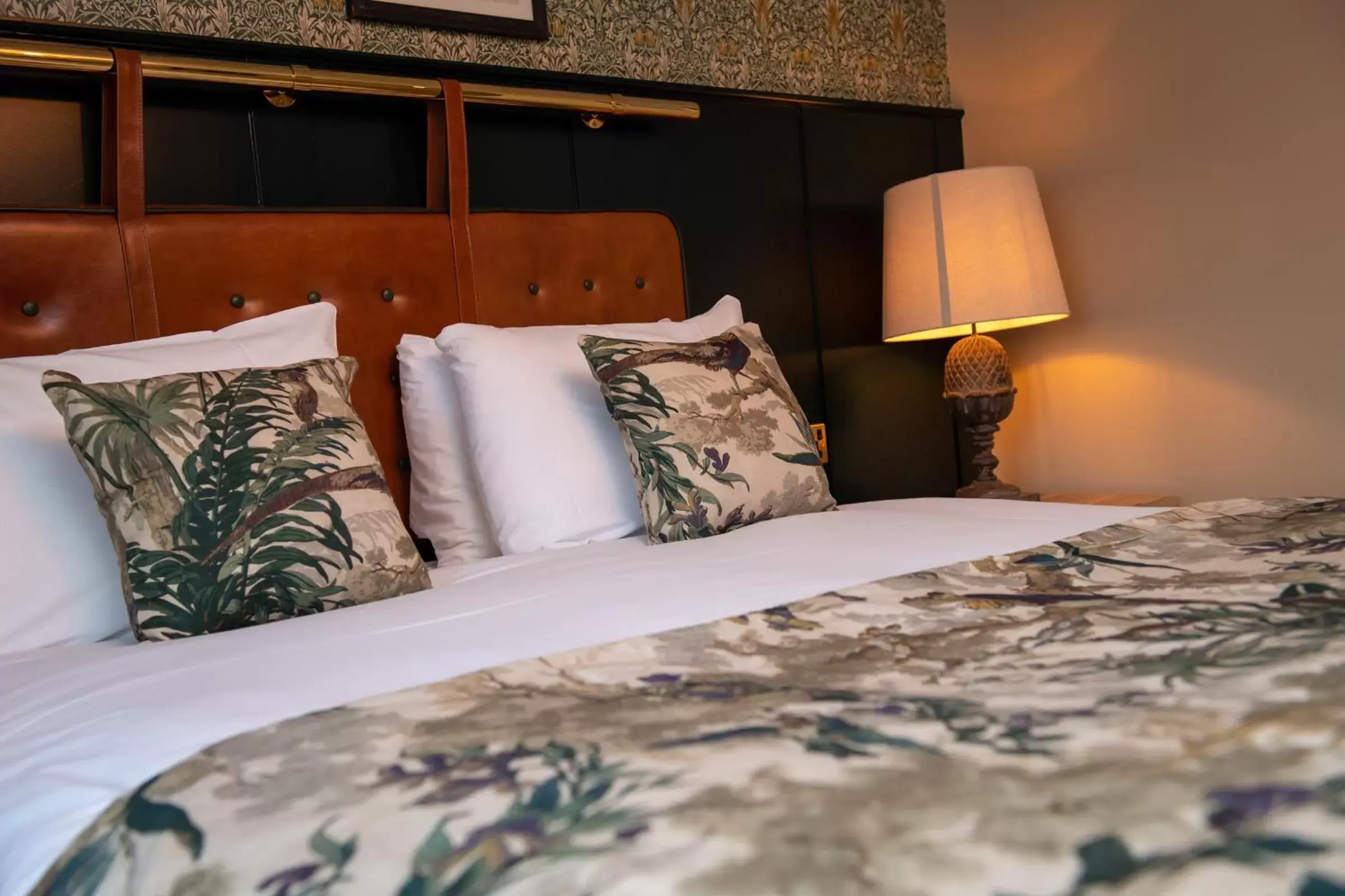 Bed in The Red Lion Inn by Chef & Brewer Collection