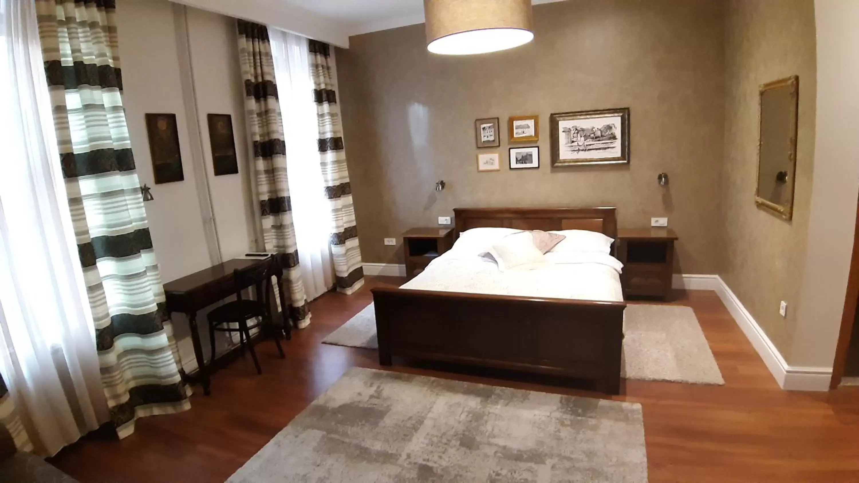 Double Room - single occupancy in Maksimilian Osijek Double Room - single occupancy in Maksimilian Osijek