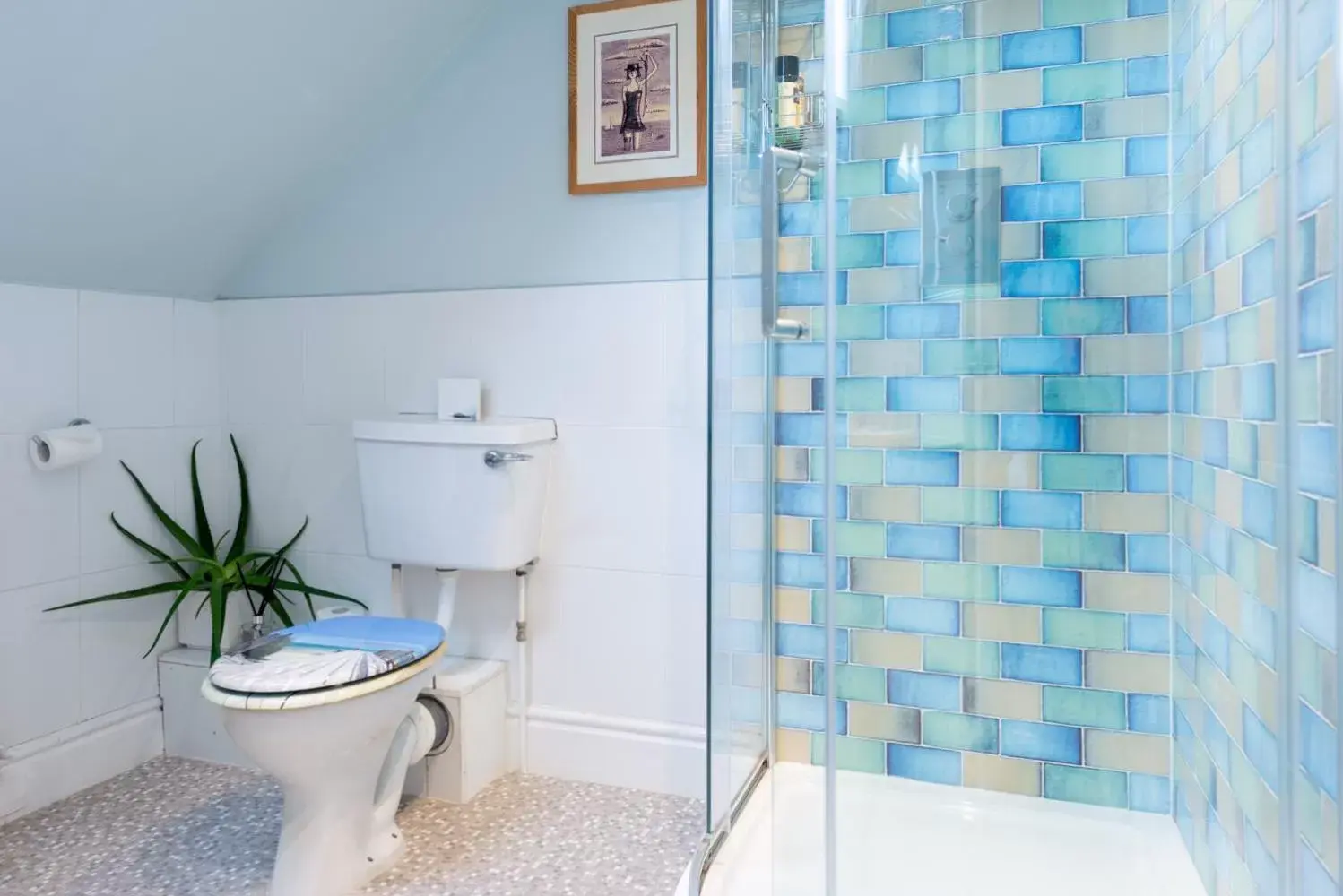 Shower, Bathroom in The Mount B&B