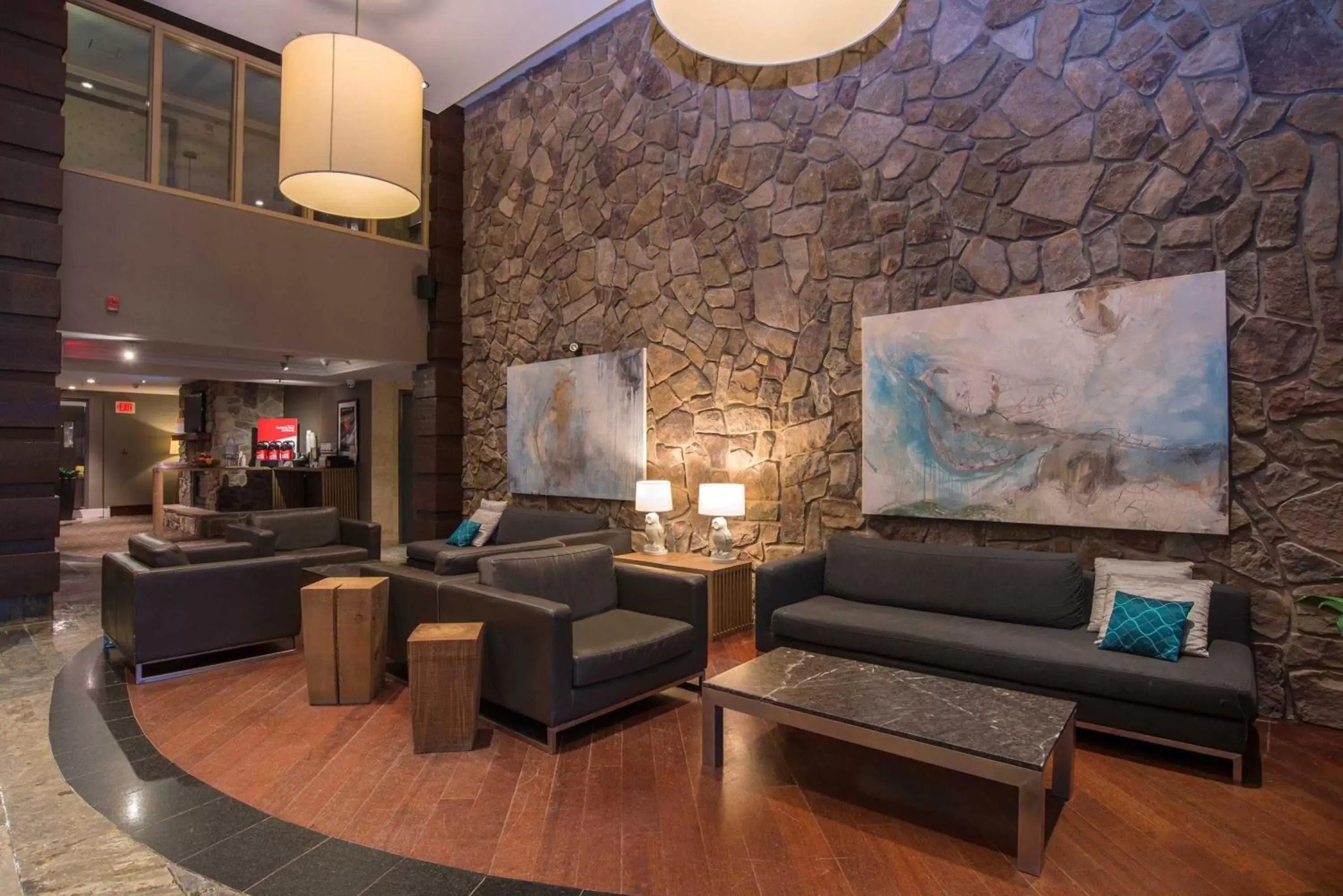 Lobby or reception, Seating Area in Sandman Signature Calgary Airport Hotel