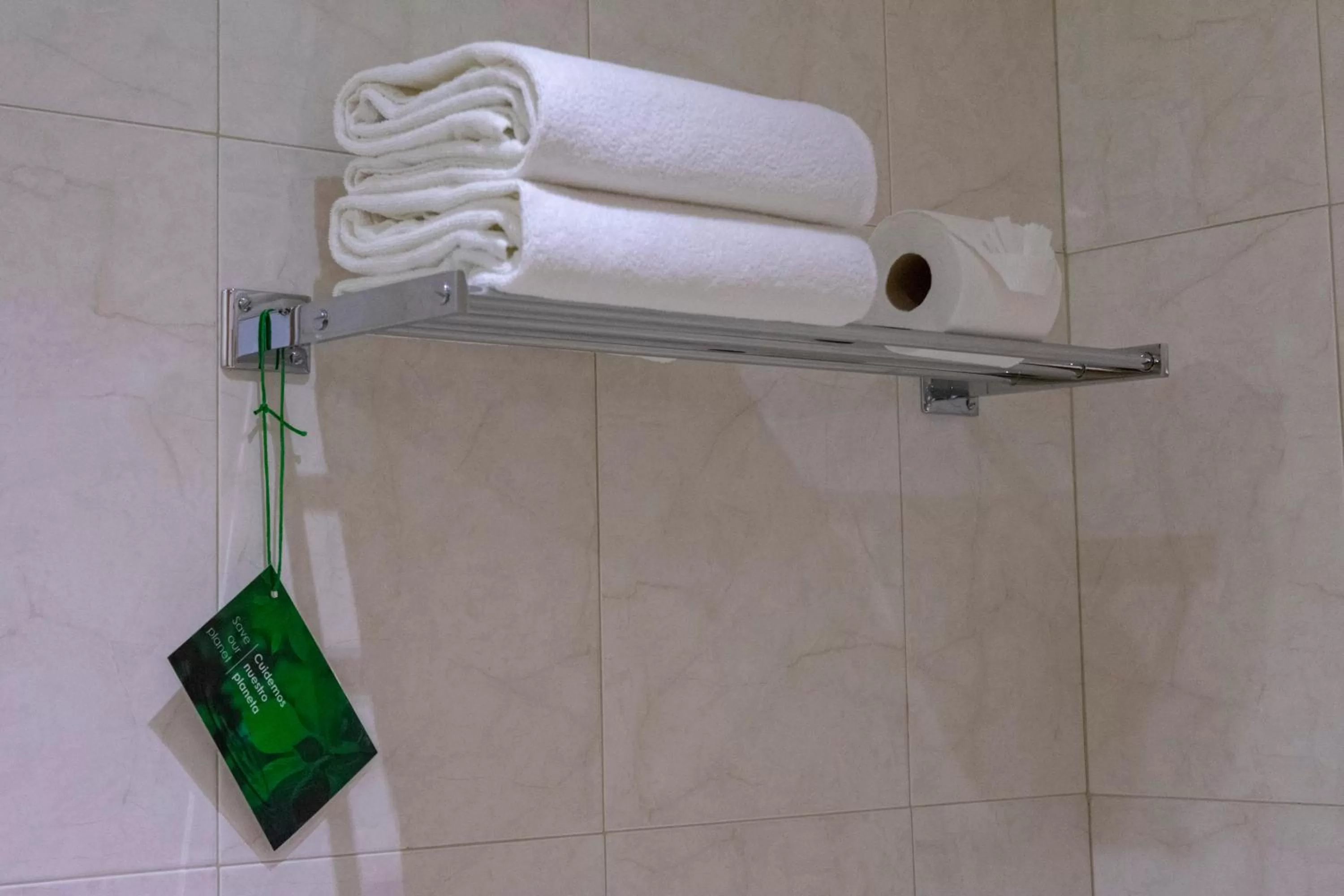 Bathroom in Hotel Aeropuerto Los Cabos