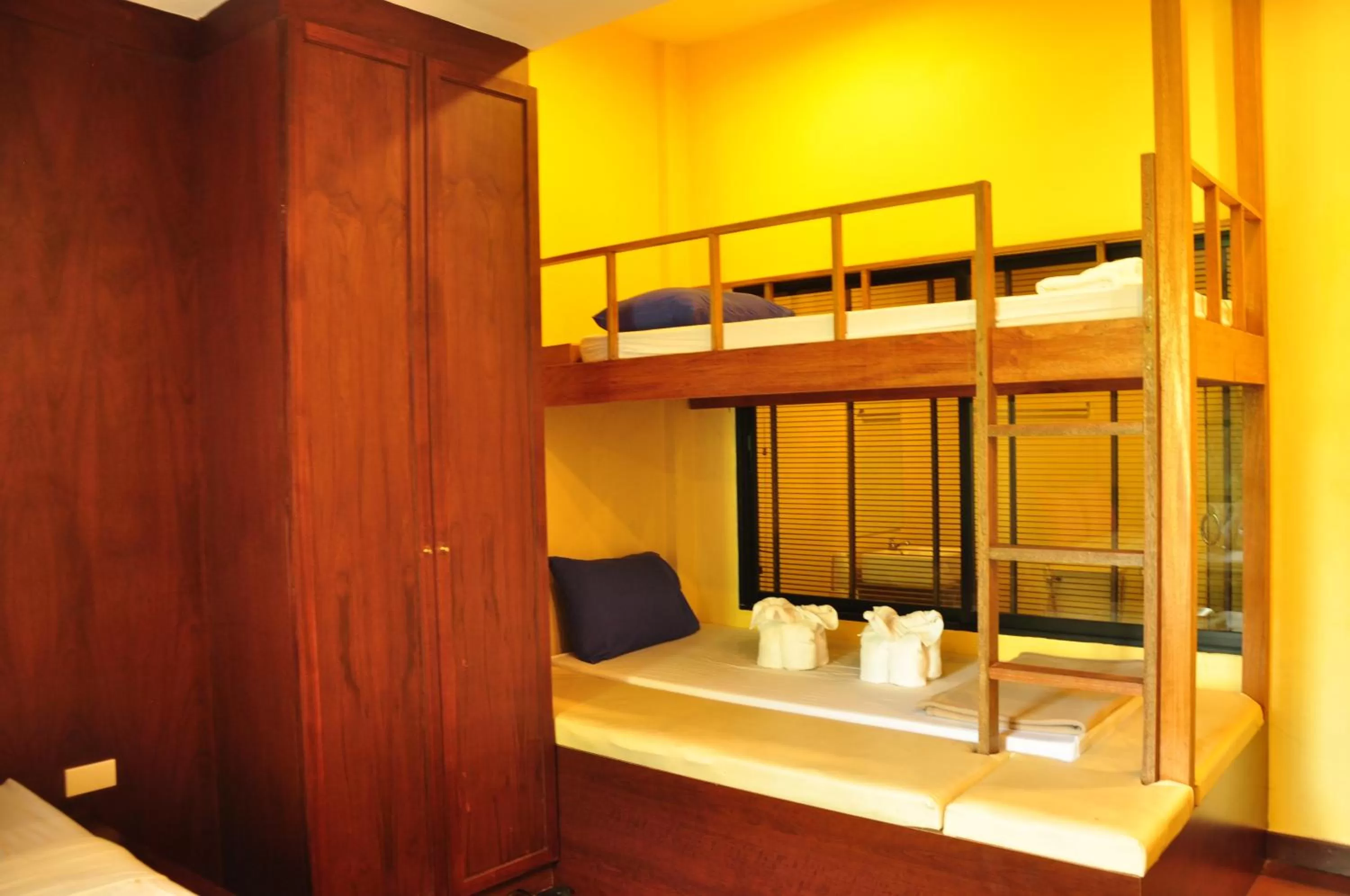 bunk bed, Bed in Sabye Bangkok