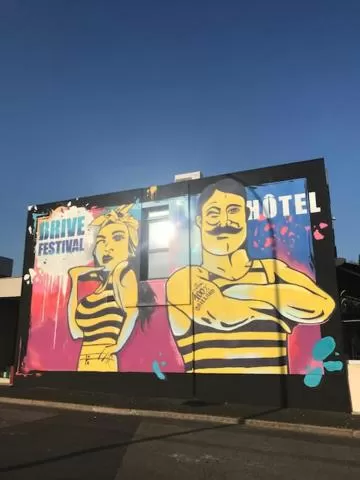 Facade/entrance in Hotel Restaurant Kyriad Brive Centre