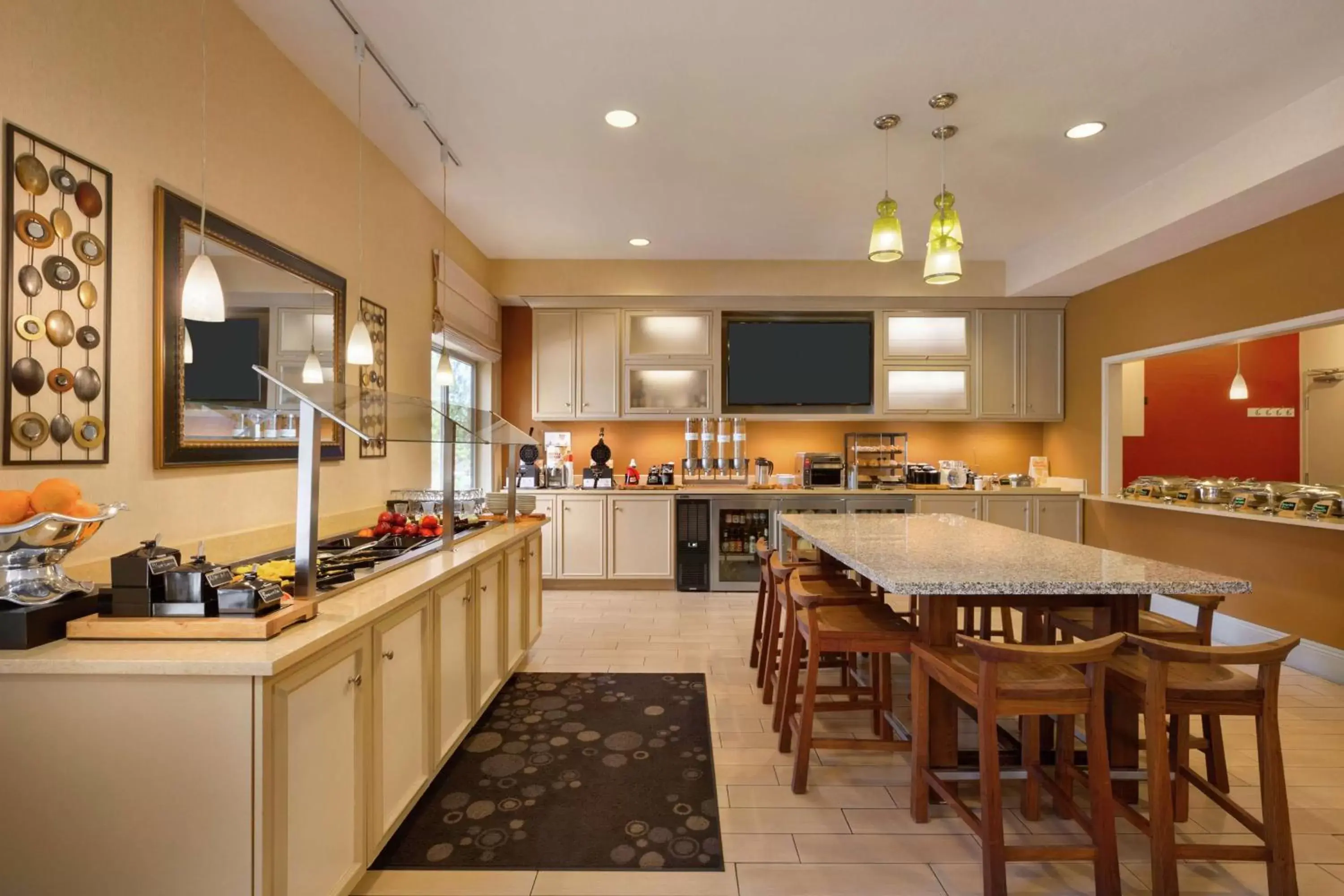 Dining area, Restaurant/Places to Eat in Hilton Garden Inn Flagstaff