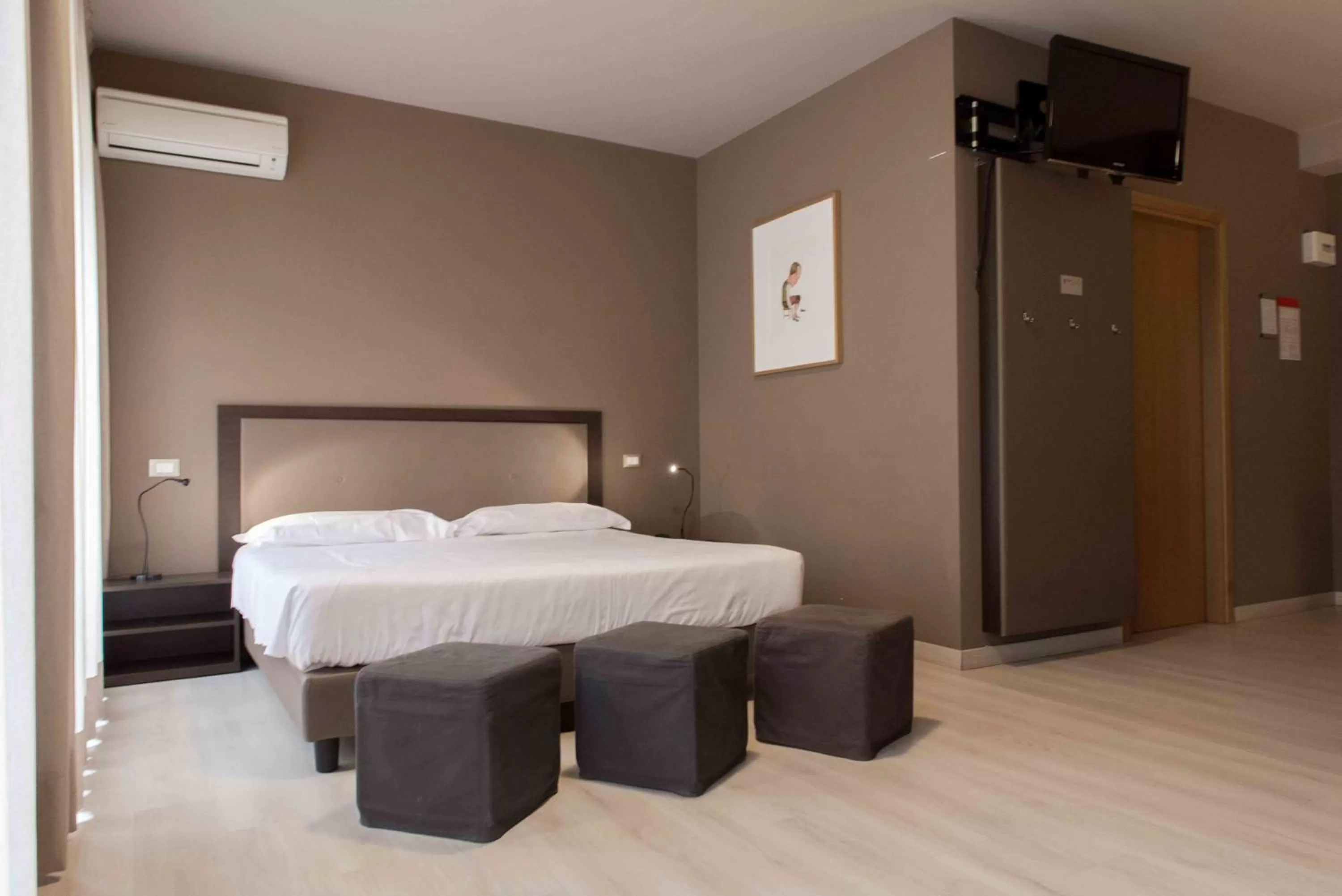 Bed in M14 Hotel & Spa