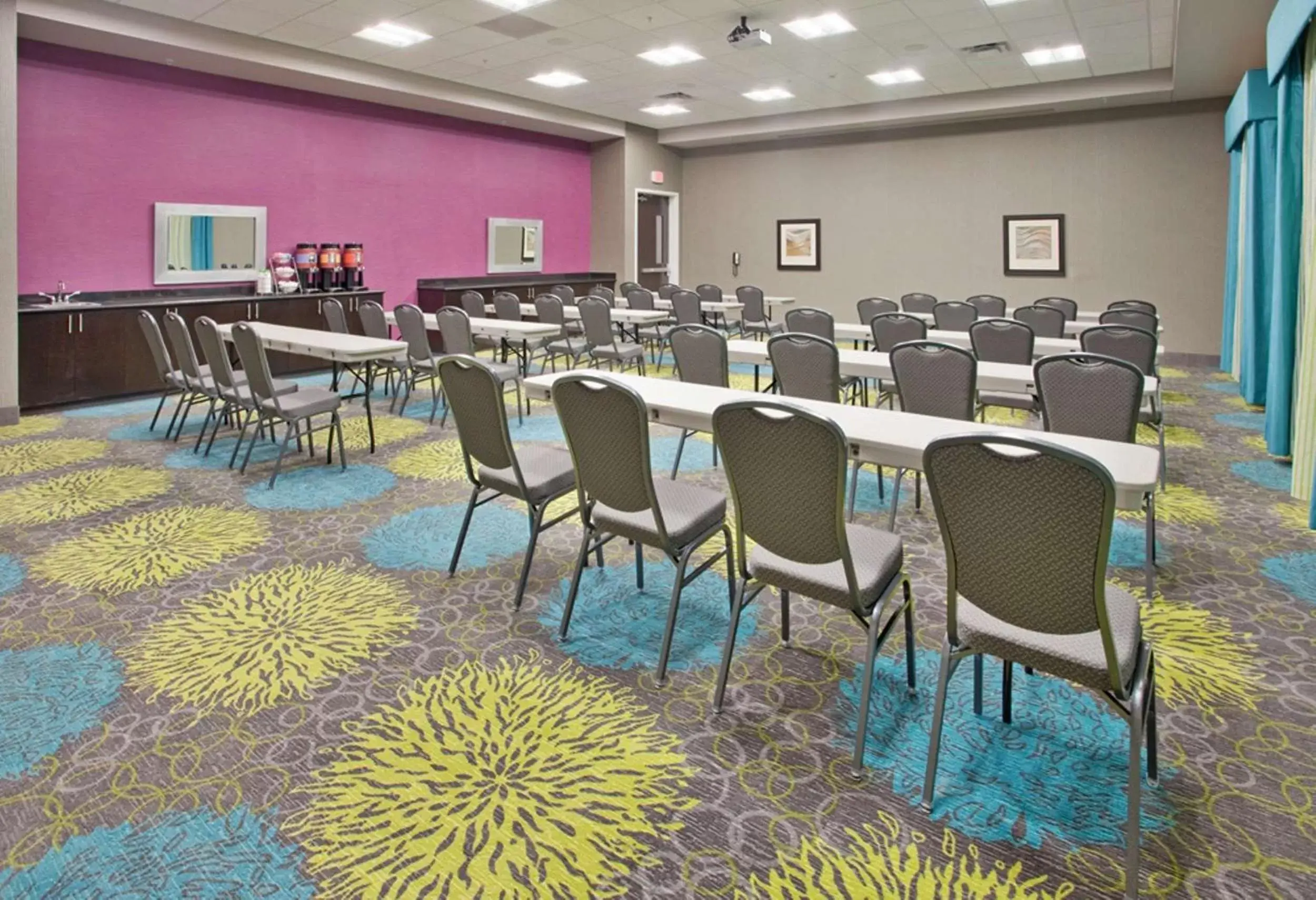 Meeting/conference room in Hampton Inn Kearney