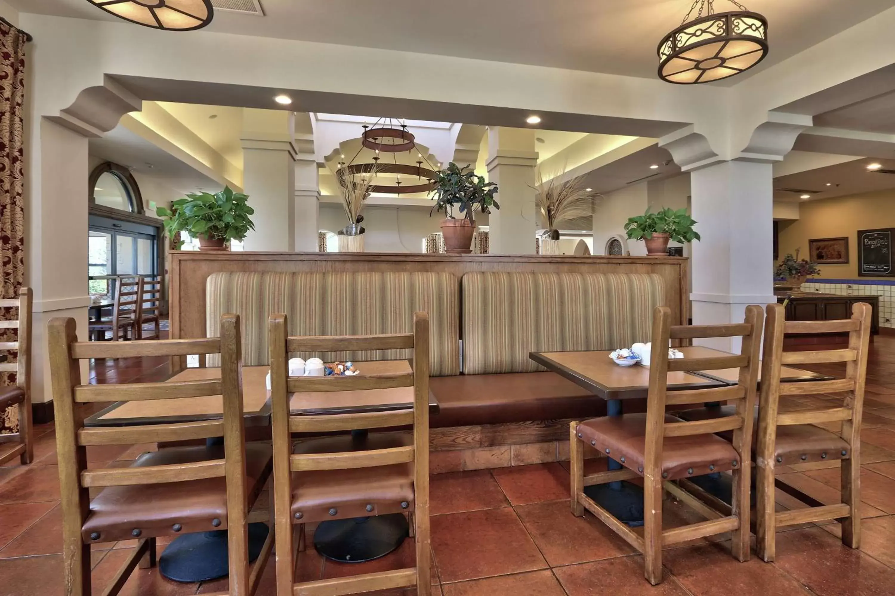 Restaurant/places to eat in Hilton Garden Inn Las Cruces Restaurant/places to eat in Hilton Garden Inn Las Cruces