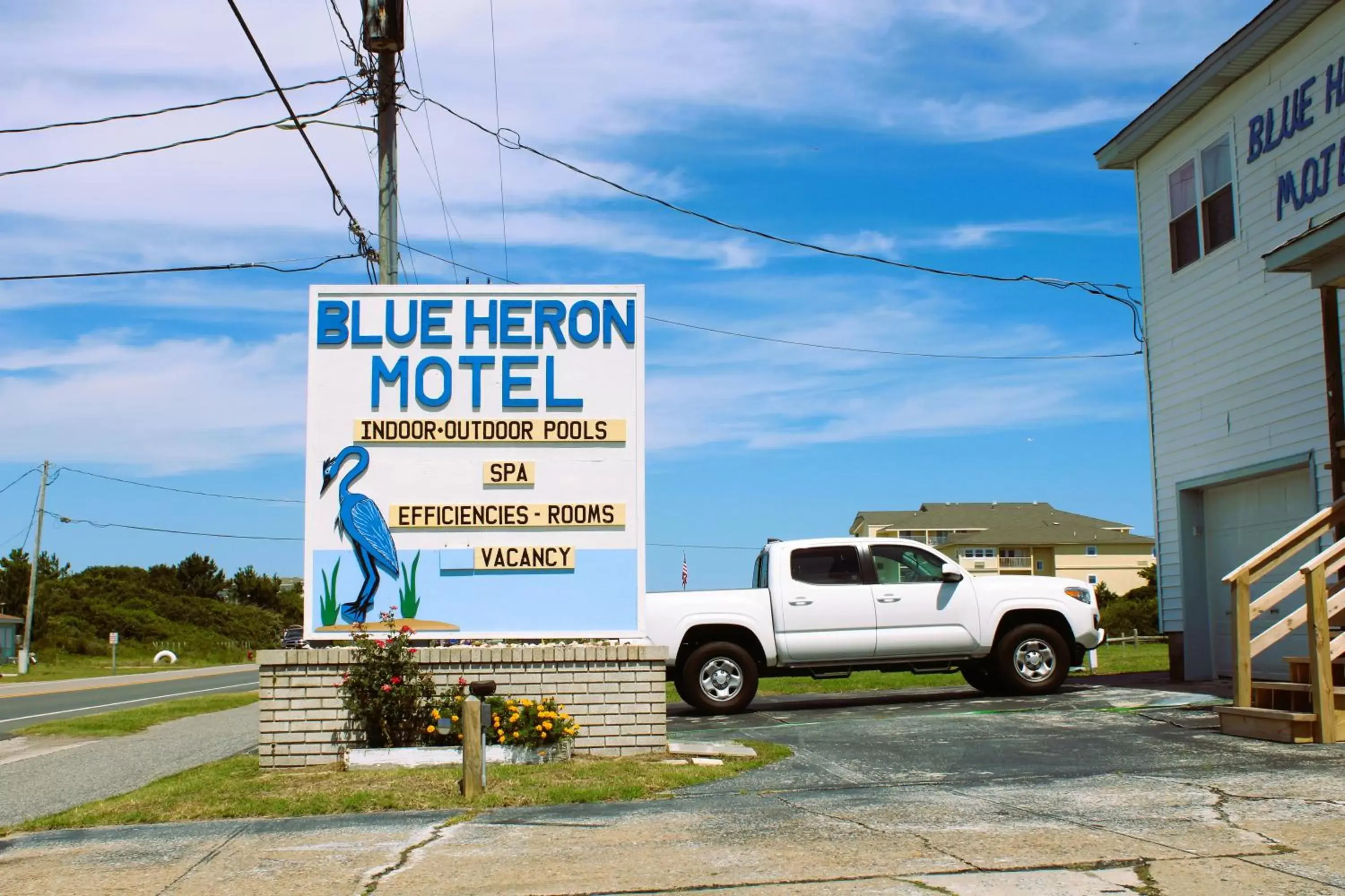 Property building in Blue Heron Motel