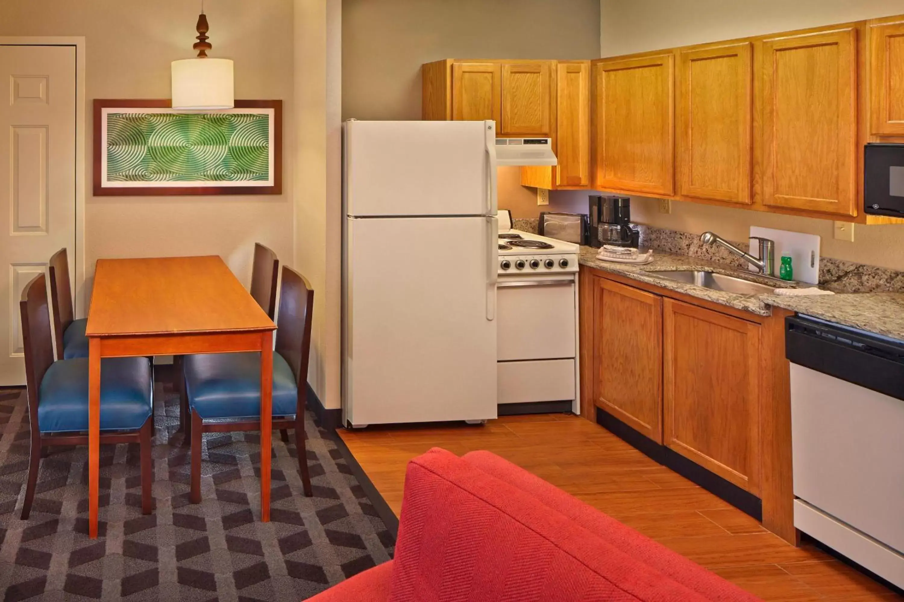 Bedroom, Kitchen/Kitchenette in TownePlace Suites by Marriott Fort Lauderdale Weston