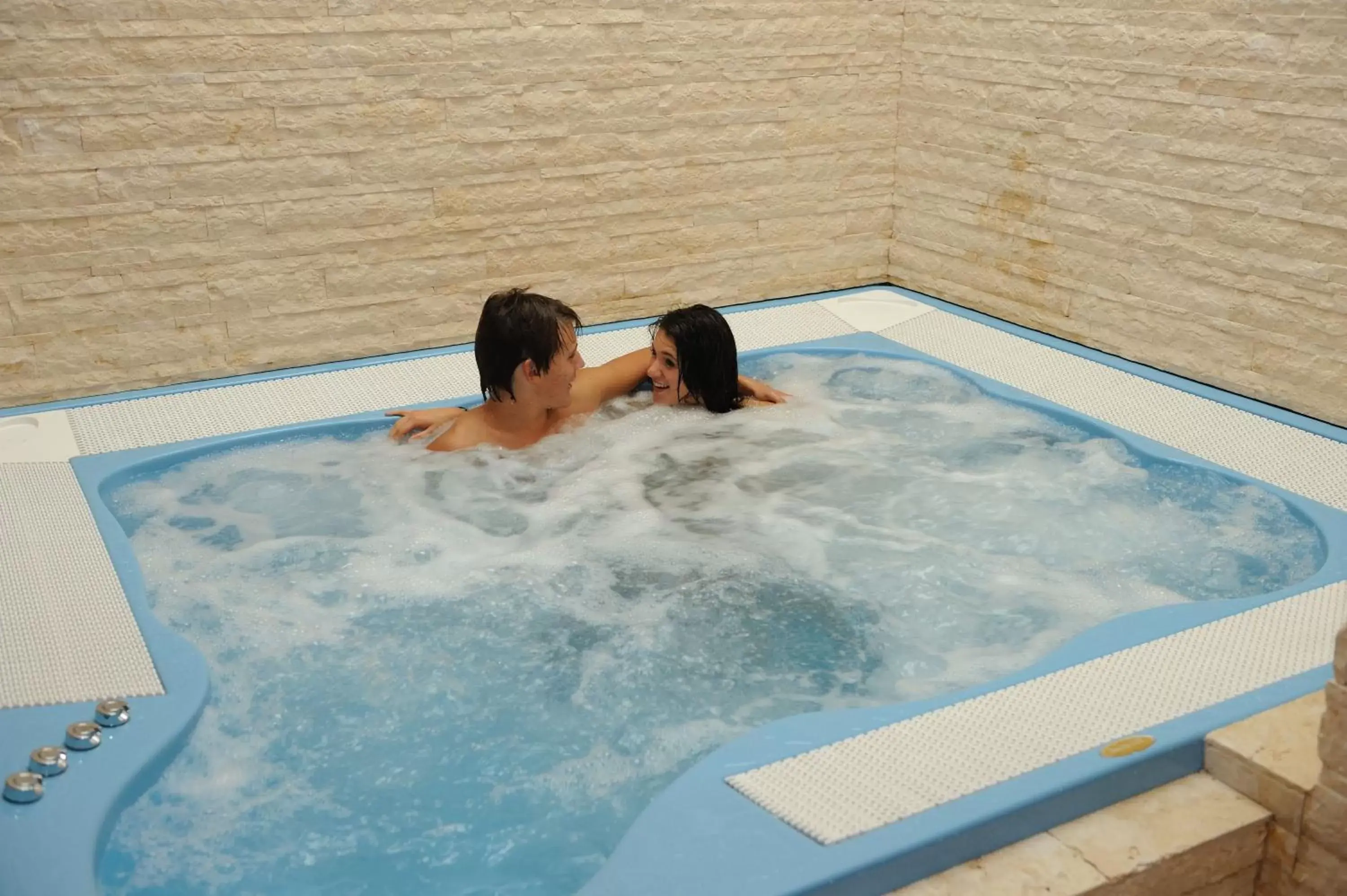 Spa and wellness centre/facilities, Swimming Pool in Hotel Relais Vecchio Maso