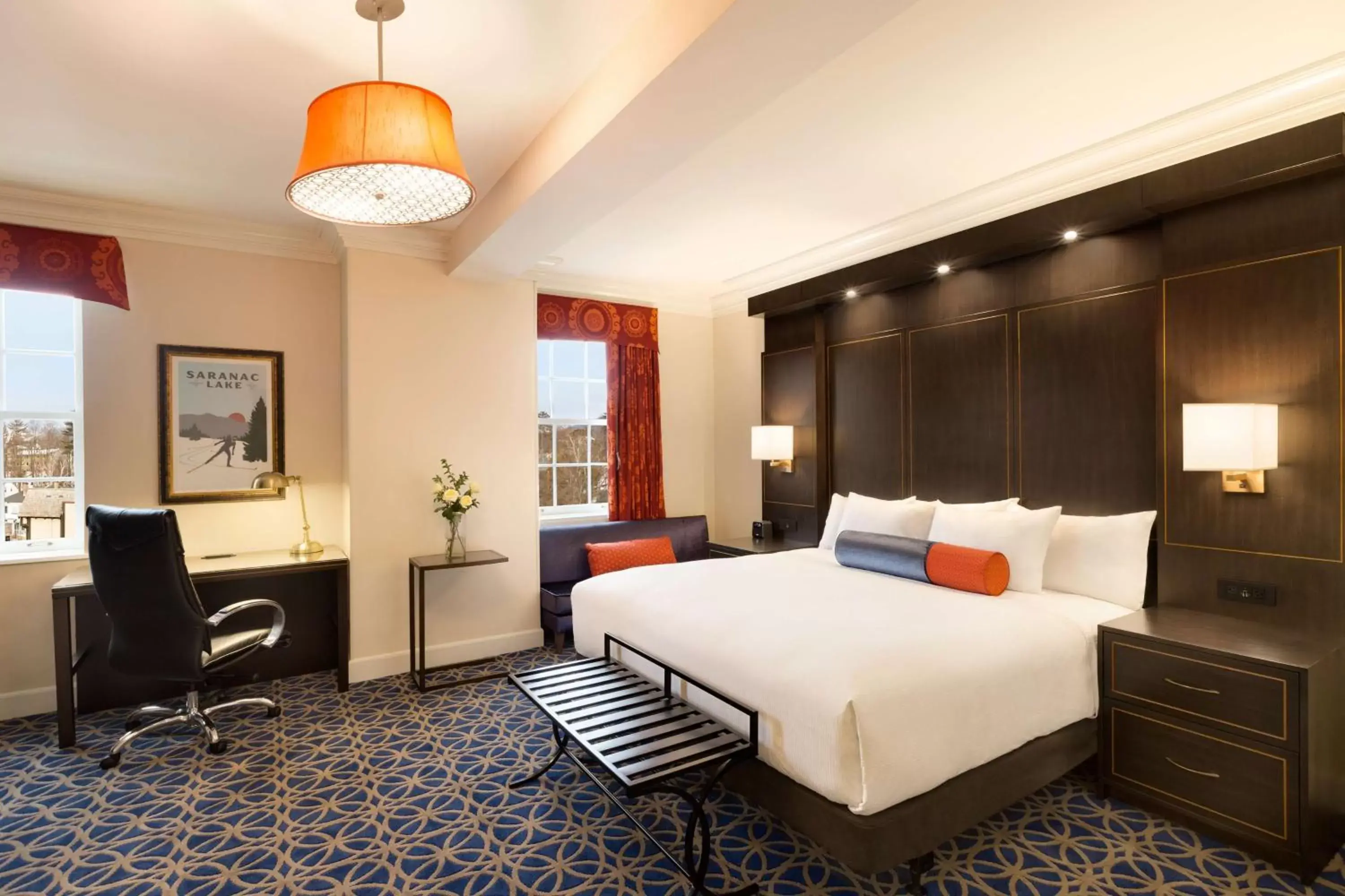Bedroom, Bed in Hotel Saranac, Curio Collection By Hilton