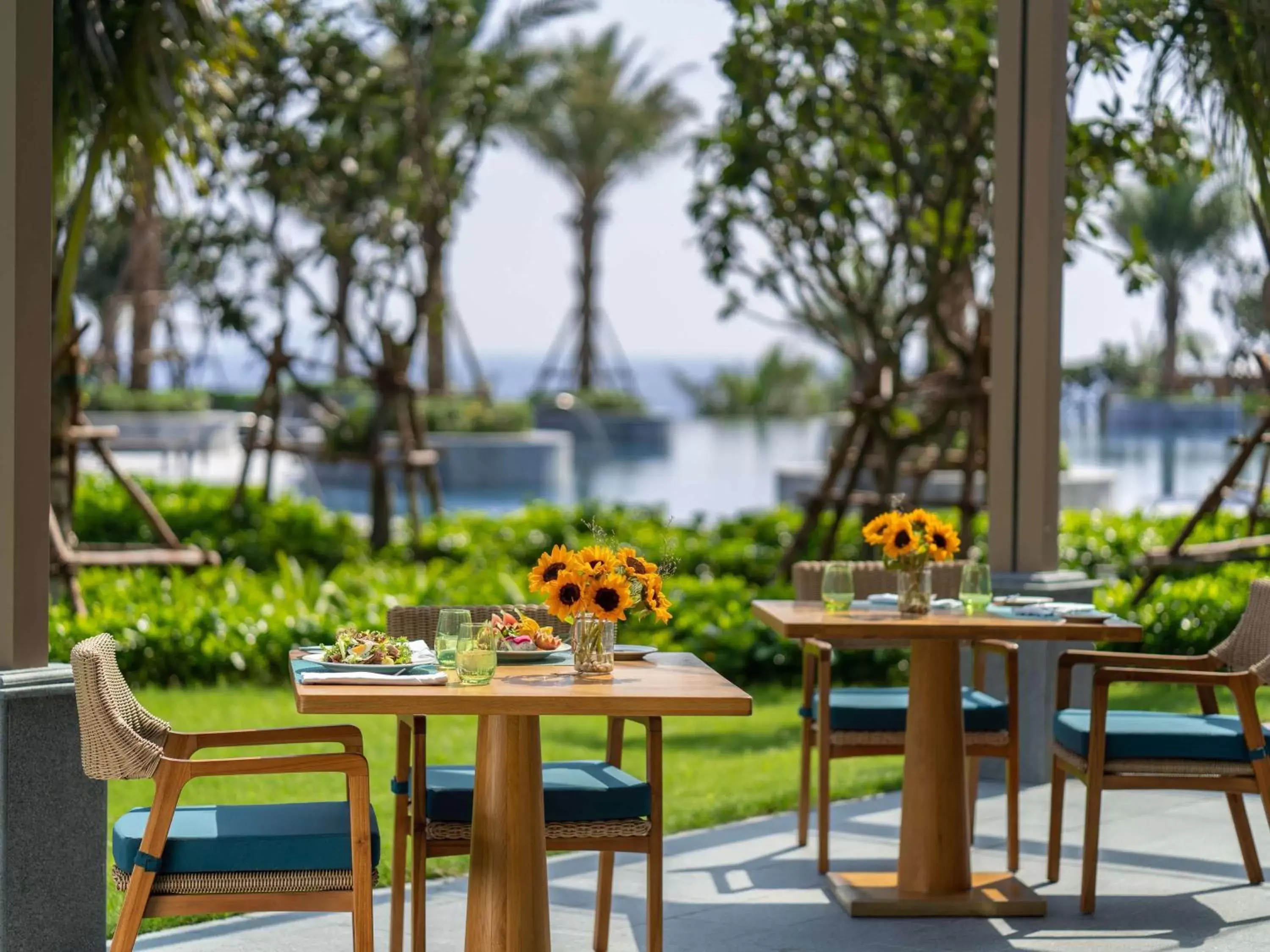 Restaurant/places to eat in Mövenpick Resort Cam Ranh