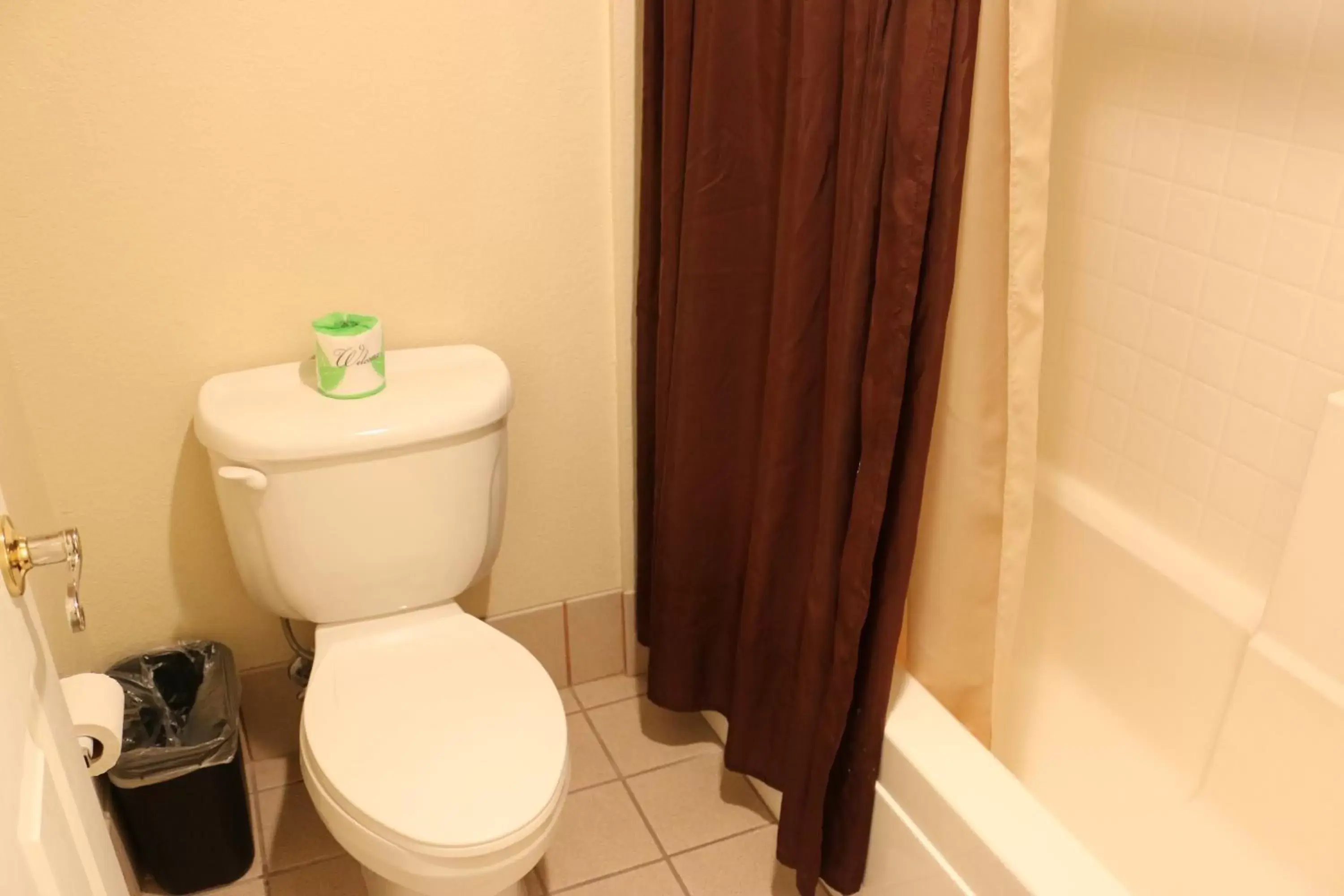 Superior Queen Room with Two Queen Beds, Second Floor (No Pets) in Historian Inn Superior Queen Room with Two Queen Beds, Second Floor (No Pets) in Historian Inn