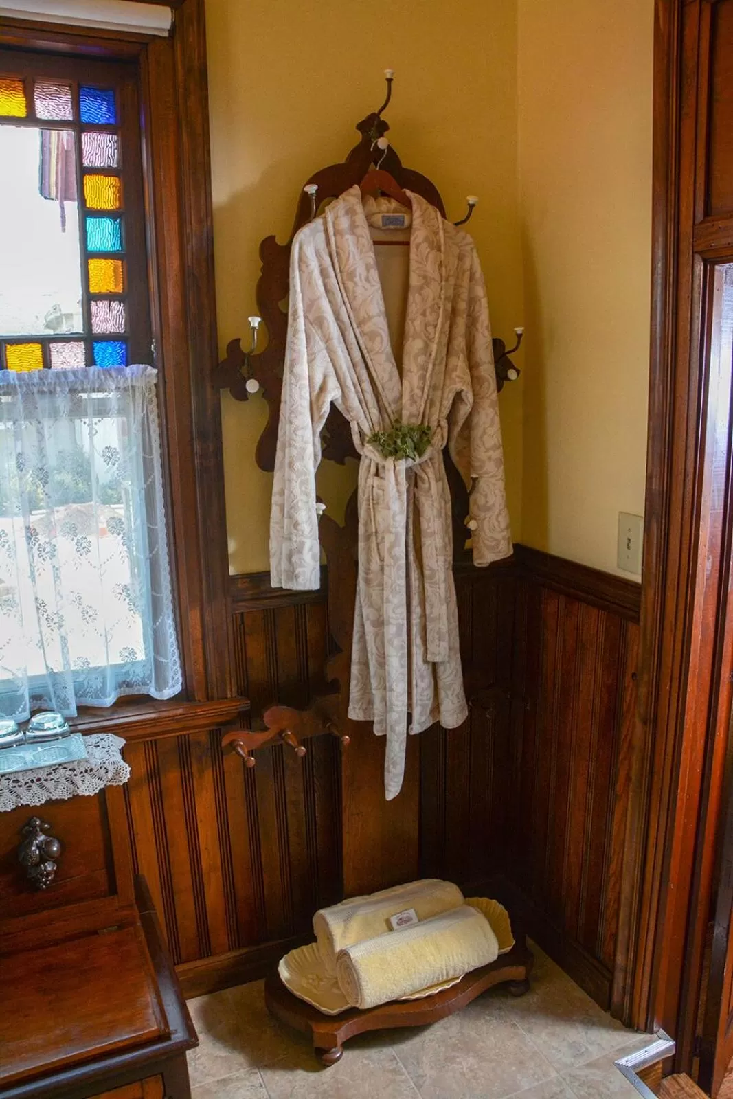 Bathroom in The Towers Bed & Breakfast