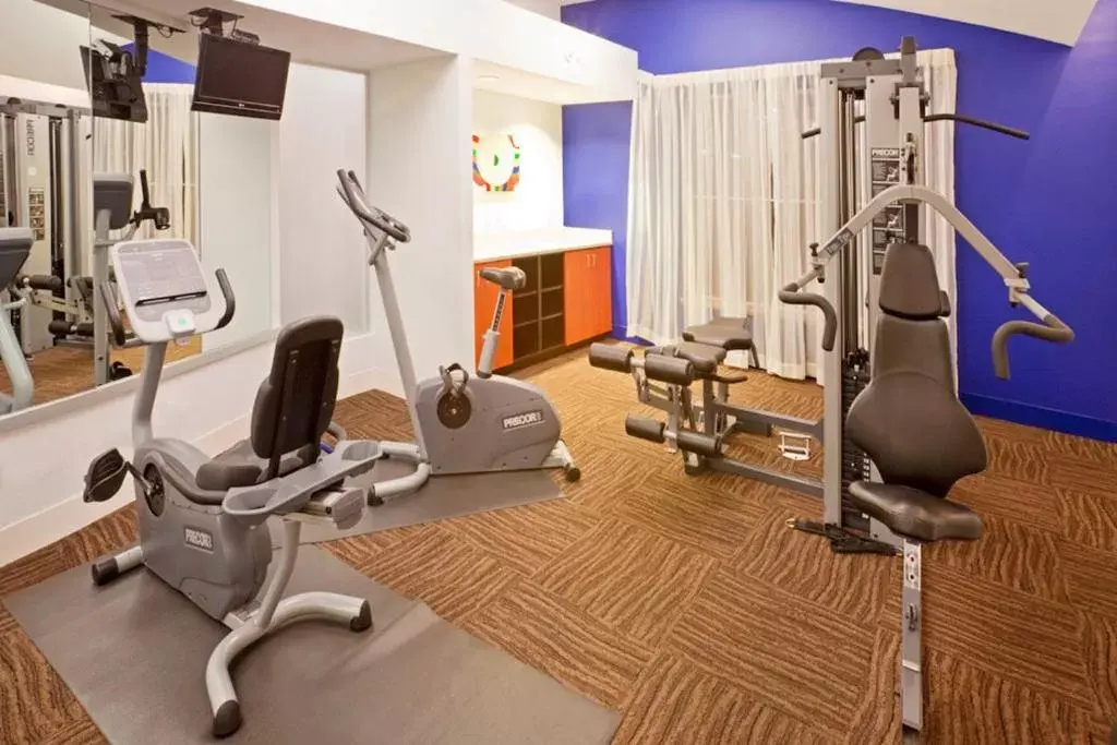 Fitness centre/facilities, Fitness Center/Facilities in Candlewood Suites Dallas Fort Worth South, an IHG Hotel