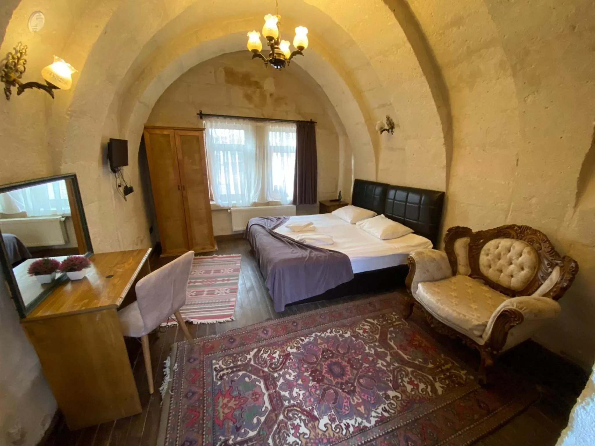 Massage, Bed in 7 Oda Kapadokya Cave Hotel