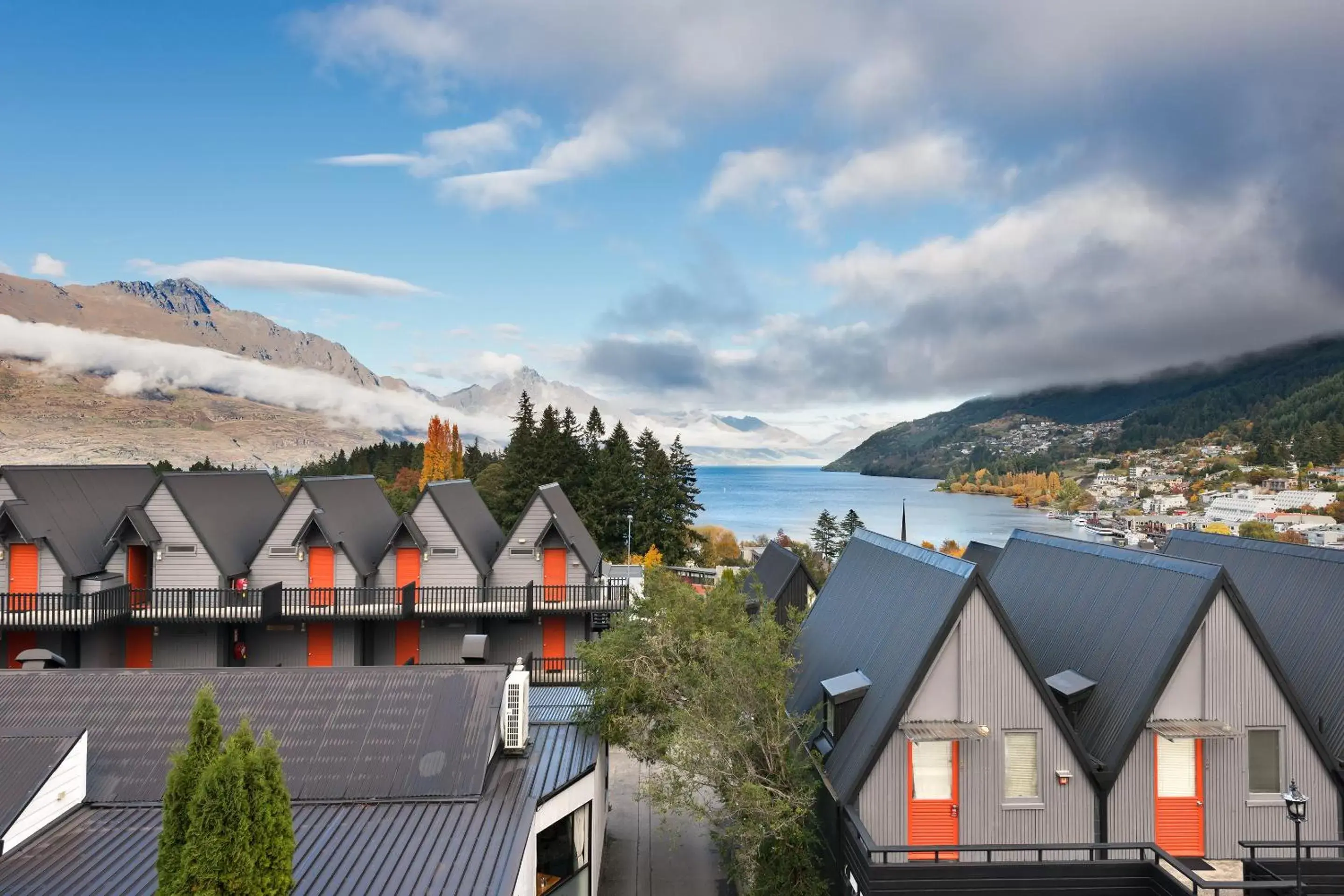 Lake view in Heartland Hotel Queenstown