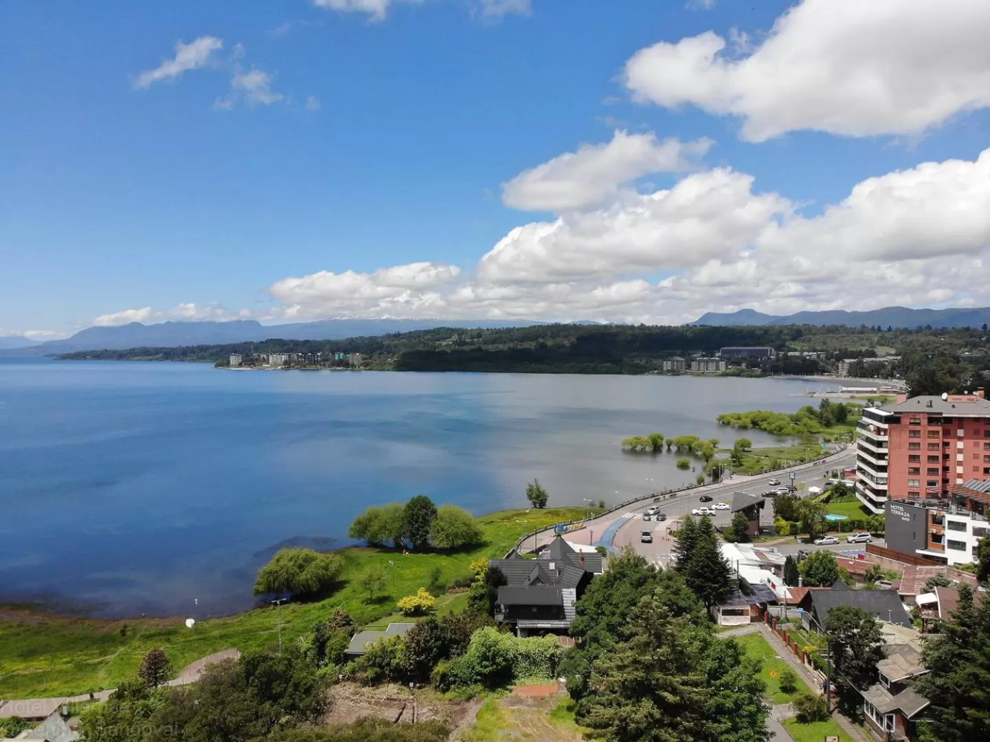 Hotel y Cabañas Villarrica