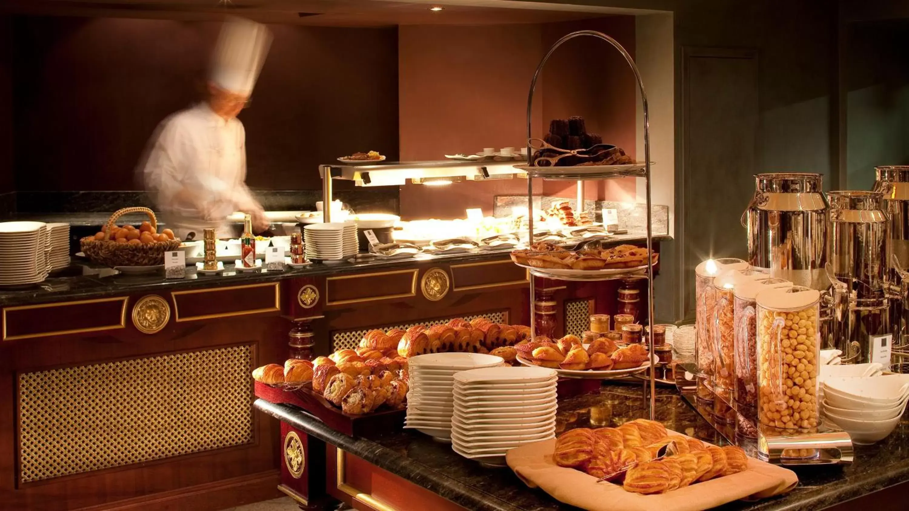 Restaurant/places to eat, Food in InterContinental Bordeaux Le Grand Hotel, an IHG Hotel