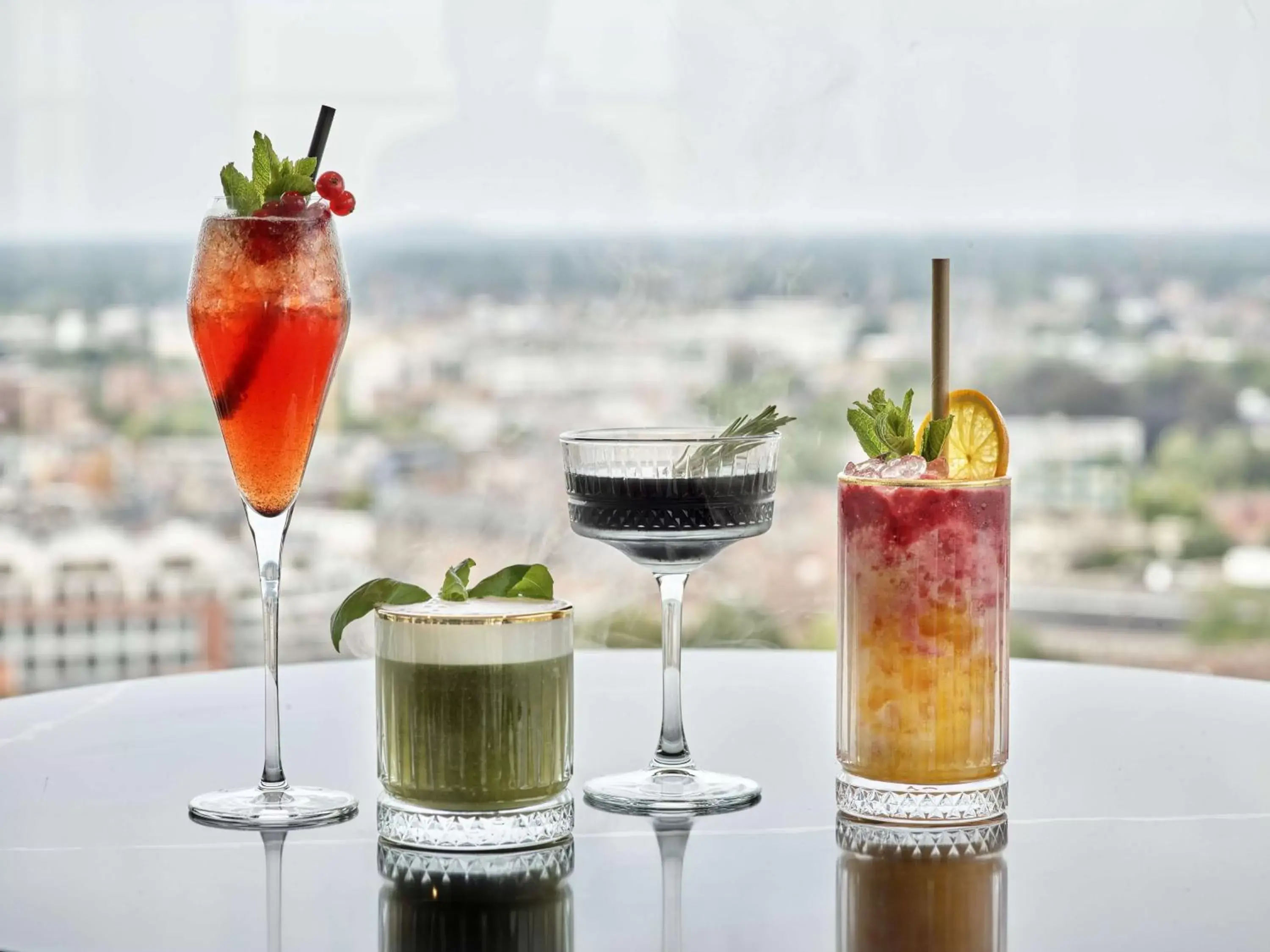 Lounge or bar, Drinks in Radisson Blu Hotel, Hasselt