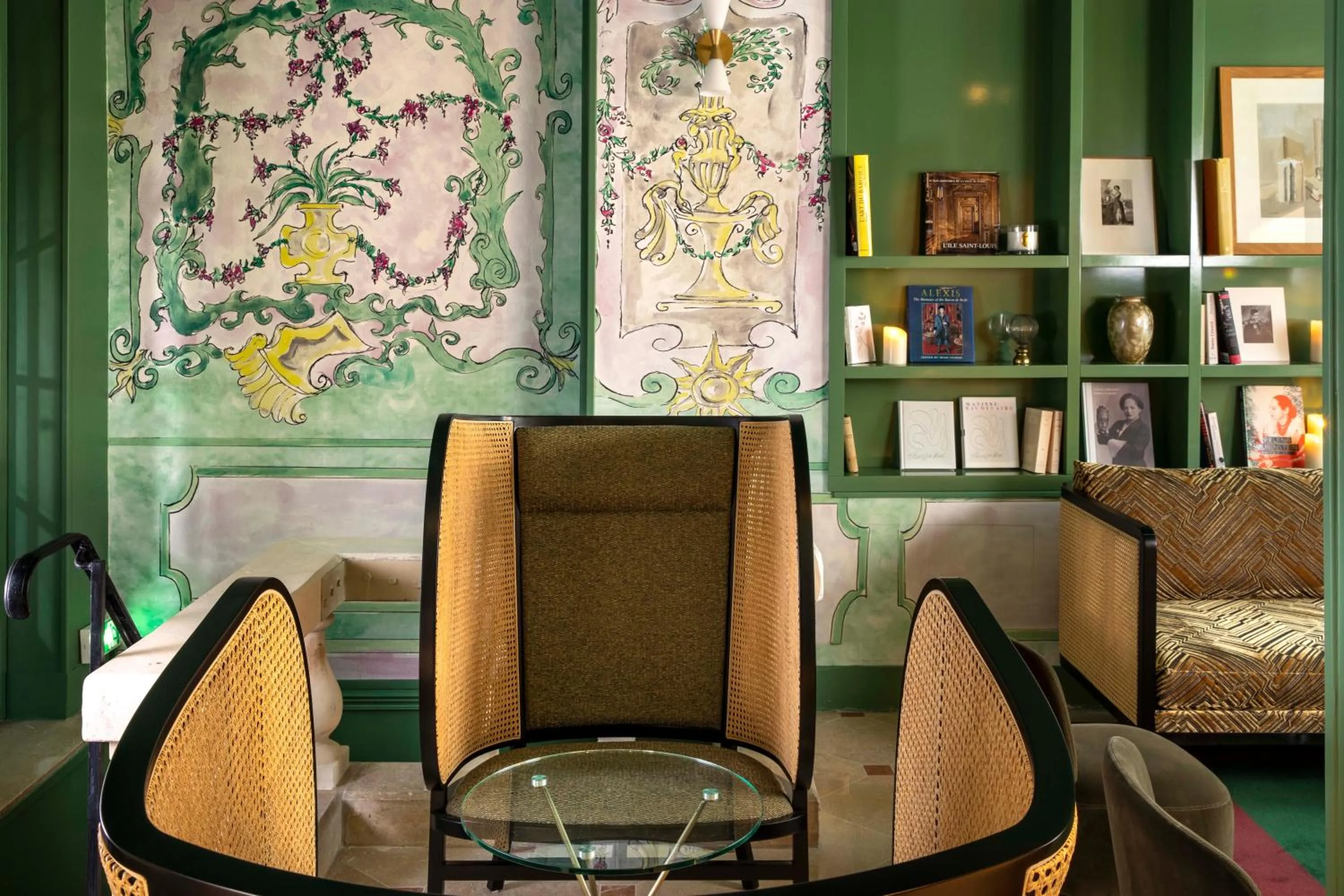 Living room in Hotel des Deux-Iles - Notre-Dame