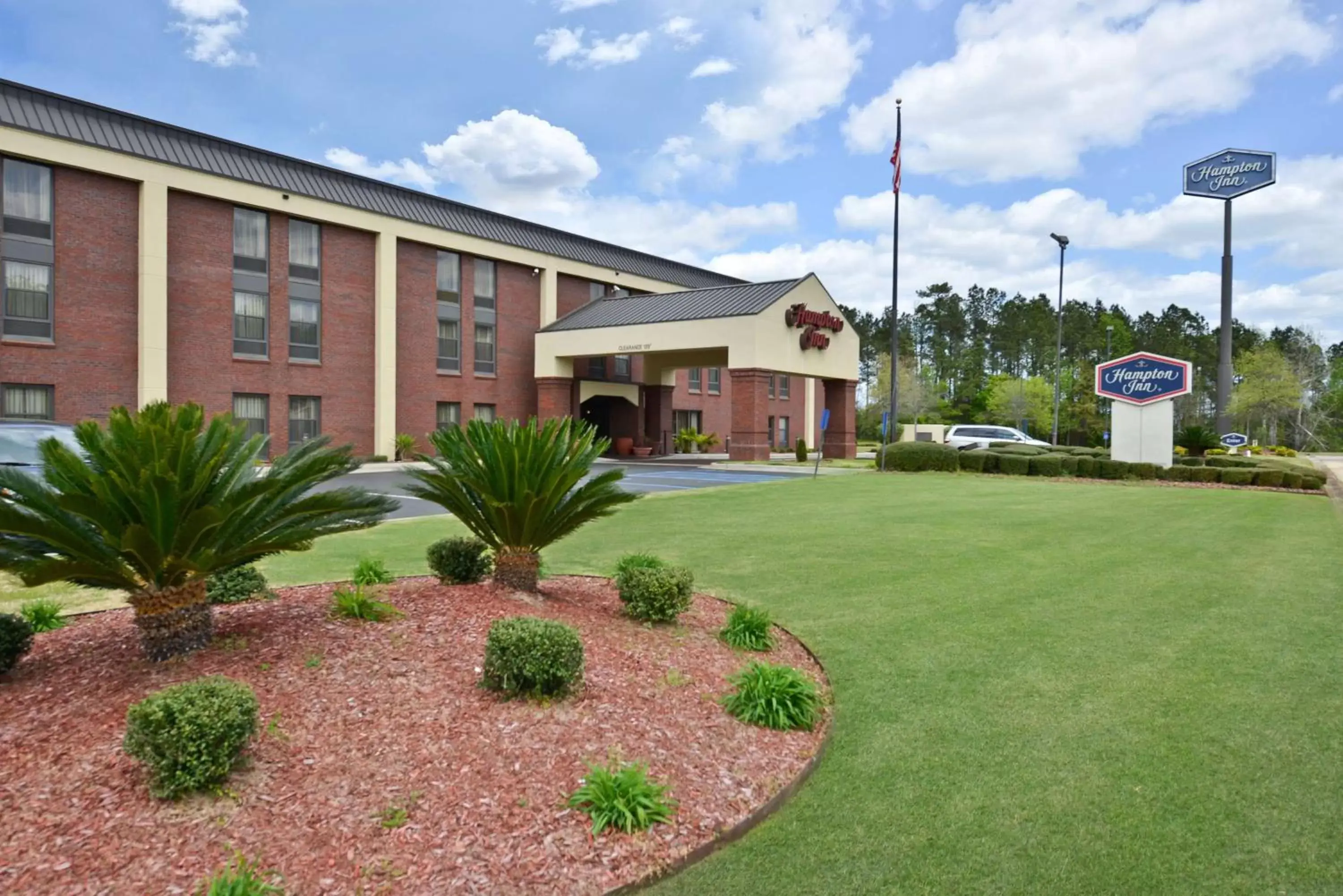 Property Building in Hampton Inn - Greenville