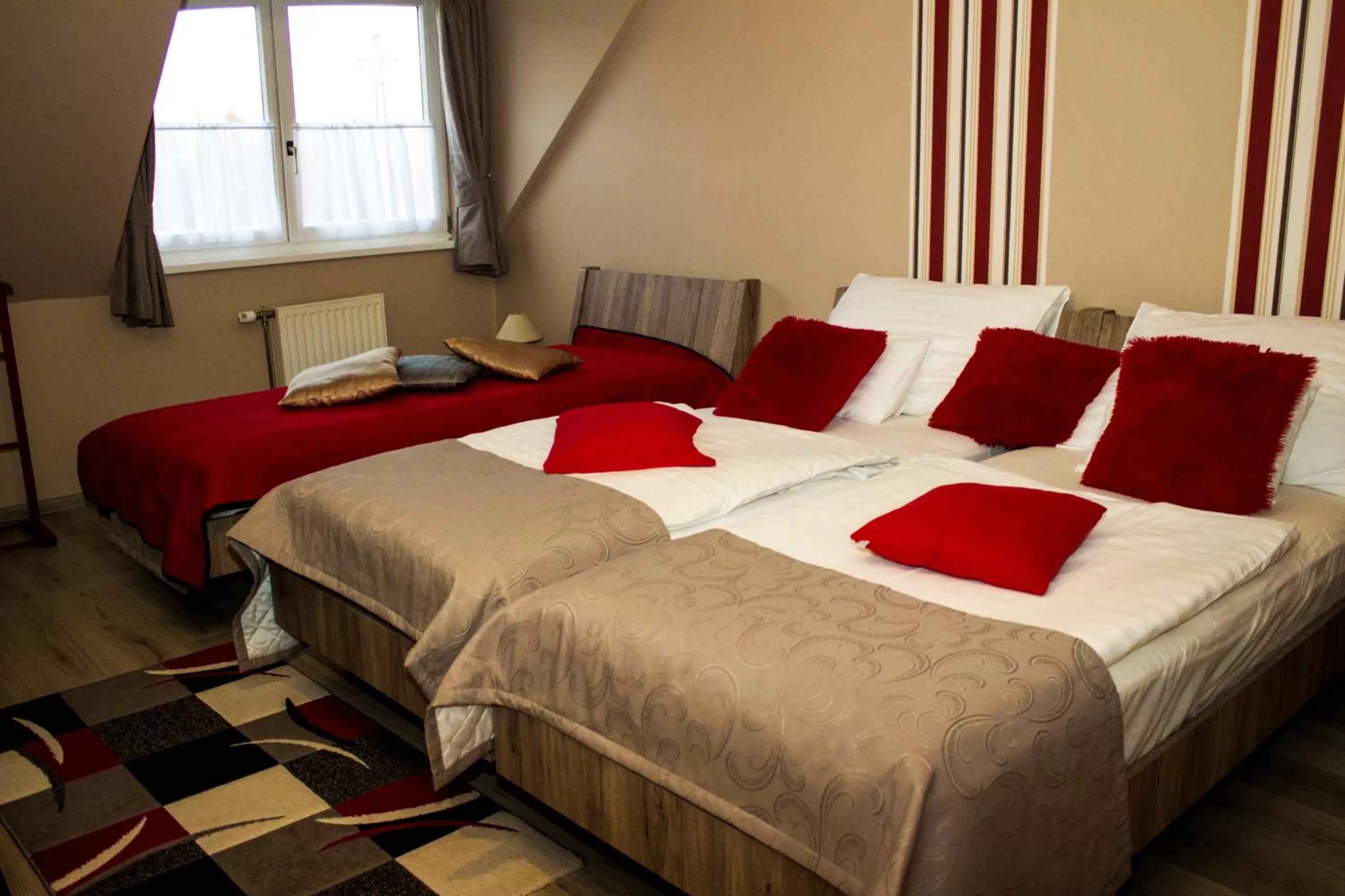 Bed in Vadász Panzió és Étterem