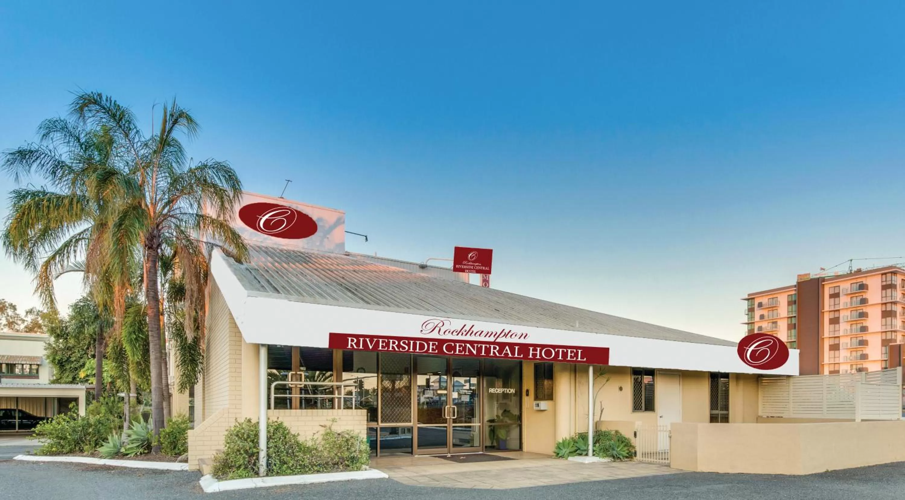 Property building in Rockhampton Riverside Central Hotel Official