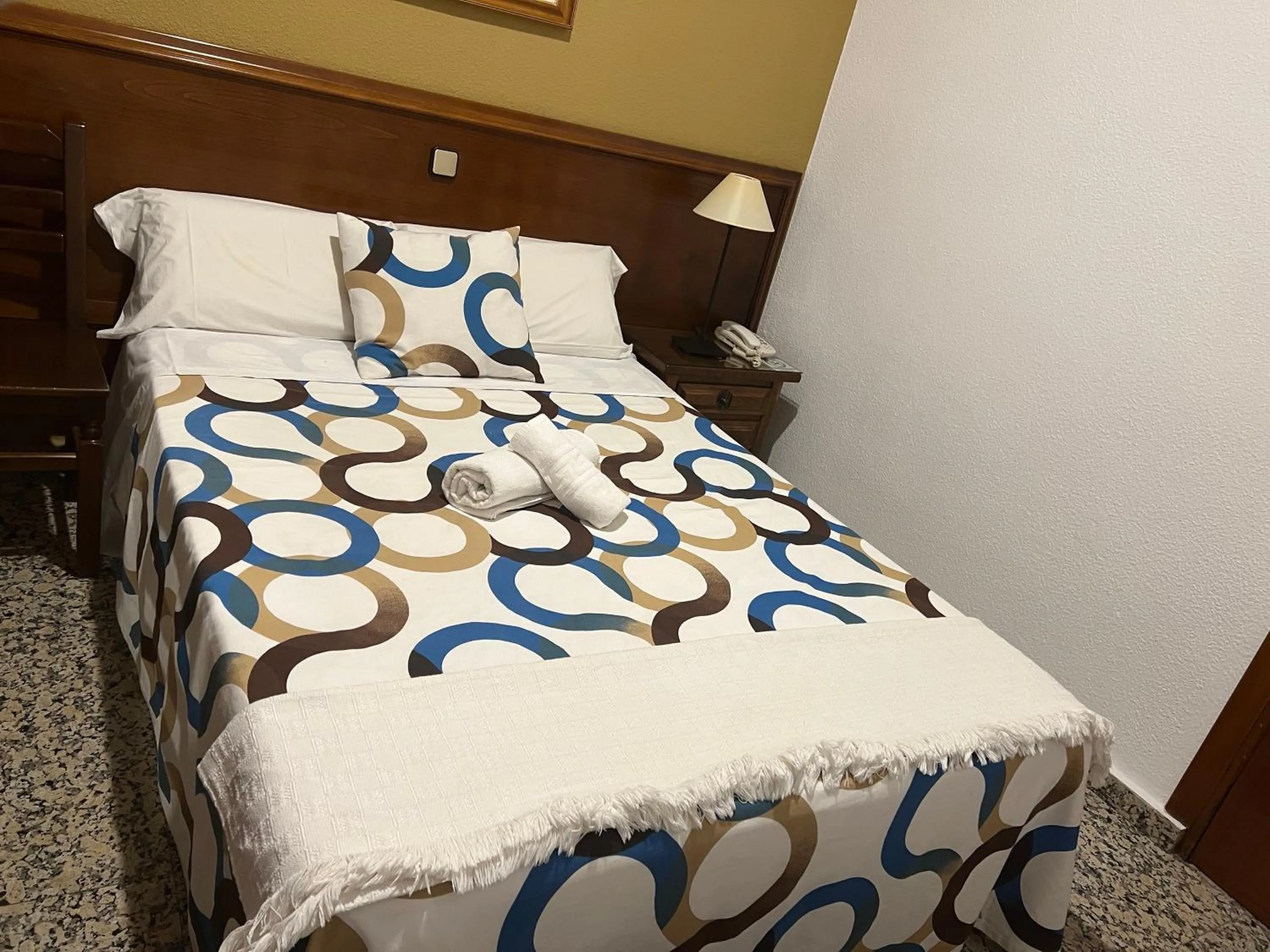 Photo of the whole room, Bed in Hostal Sonsoles Madrid-Centro