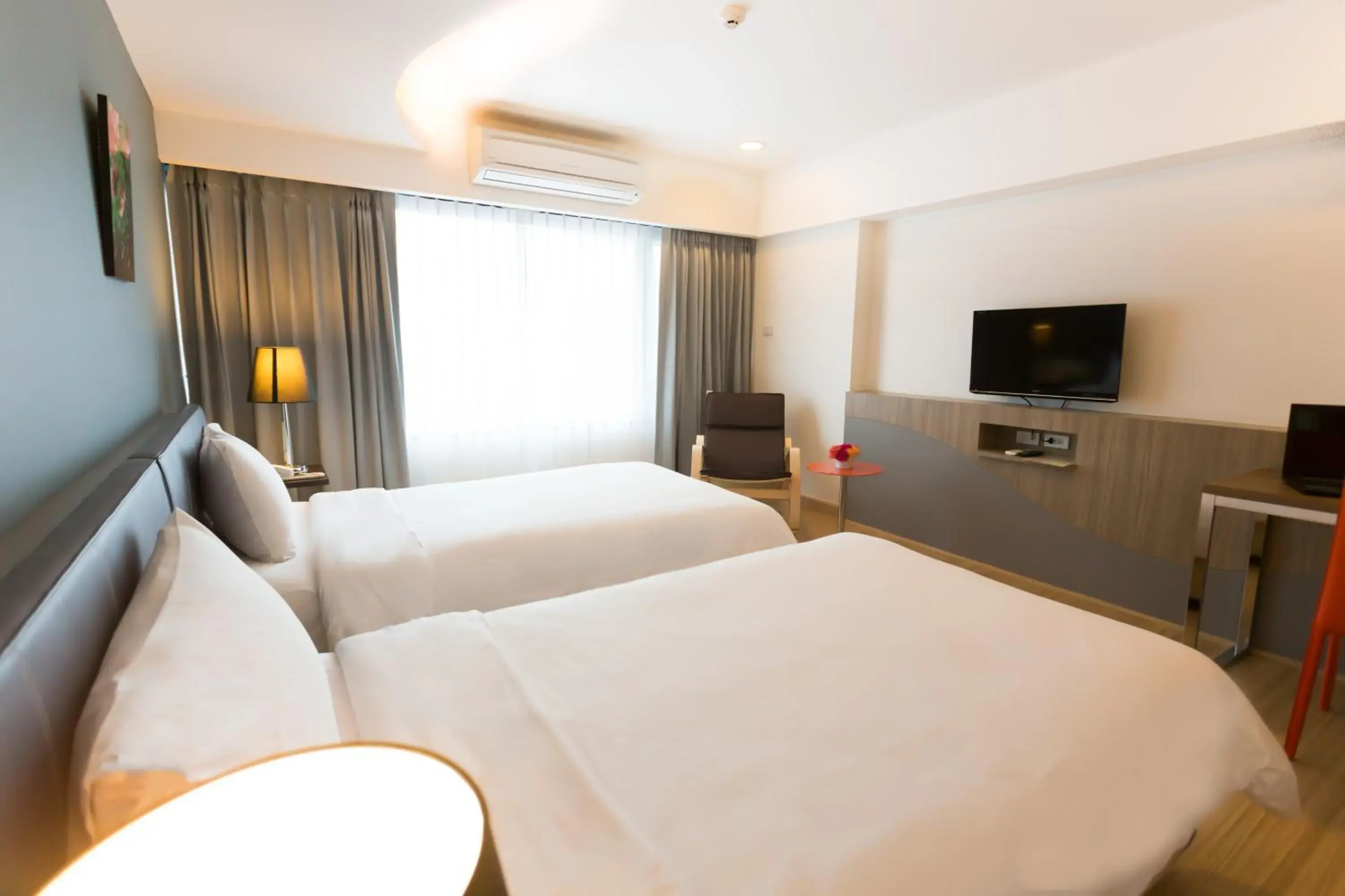 Bedroom, Bed in Grand Tower Inn Sathorn Hotel - SHA Plus