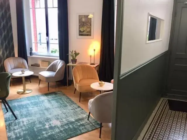 Living room, Seating Area in Hôtel Coeur De Loire