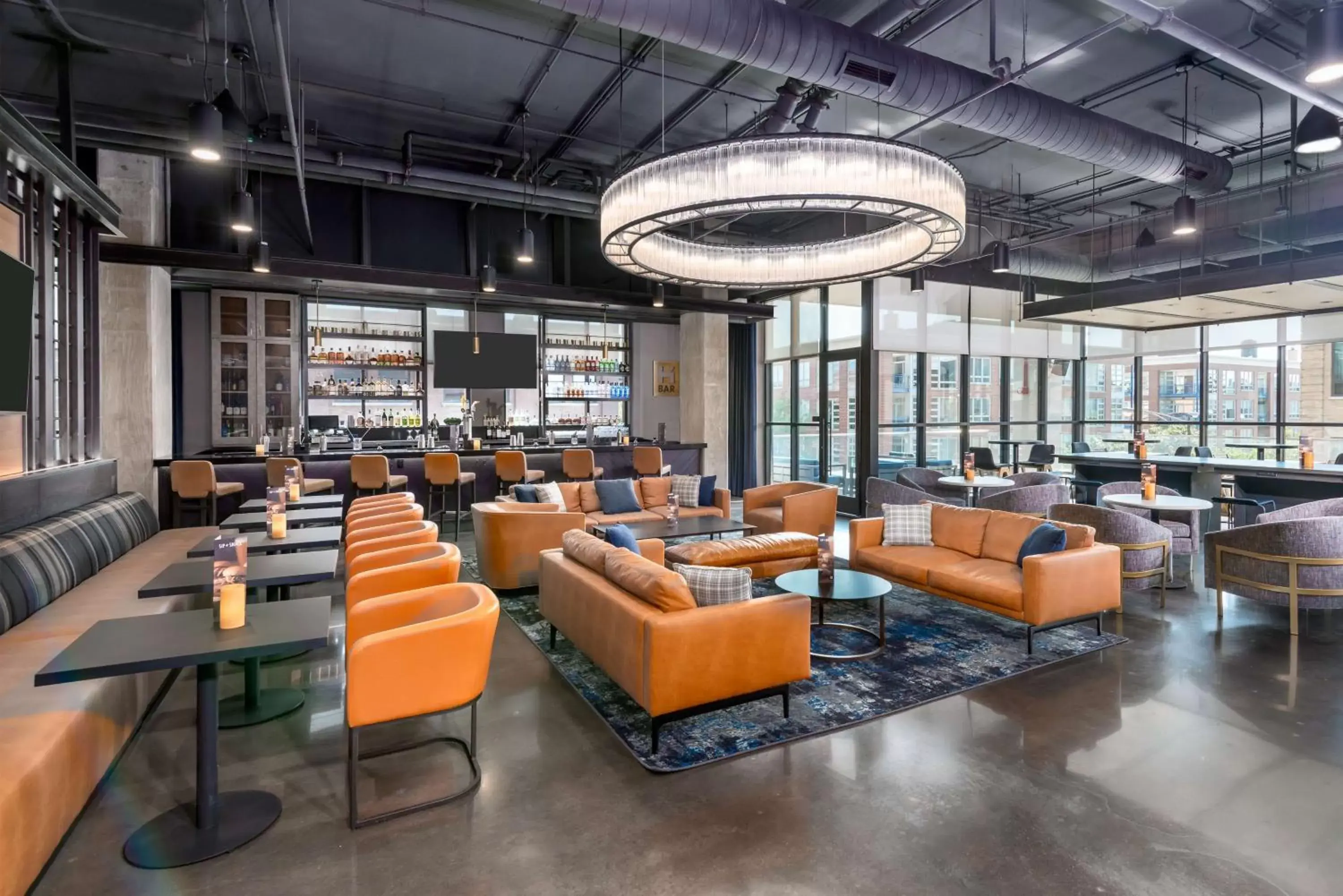 Lounge or bar in Hyatt House Chicago West Loop-Fulton Market Lounge or bar in Hyatt House Chicago West Loop-Fulton Market
