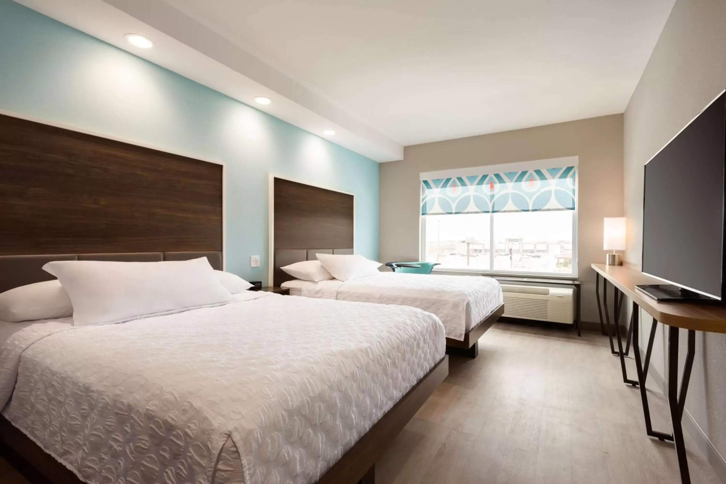 Bedroom, Bed in Tru By Hilton Cedar Rapids Westdale