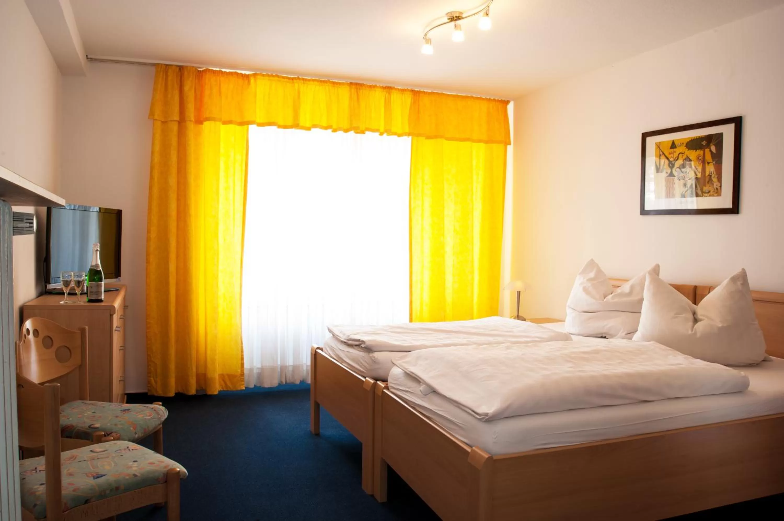 Bed in Zwehrener Hof