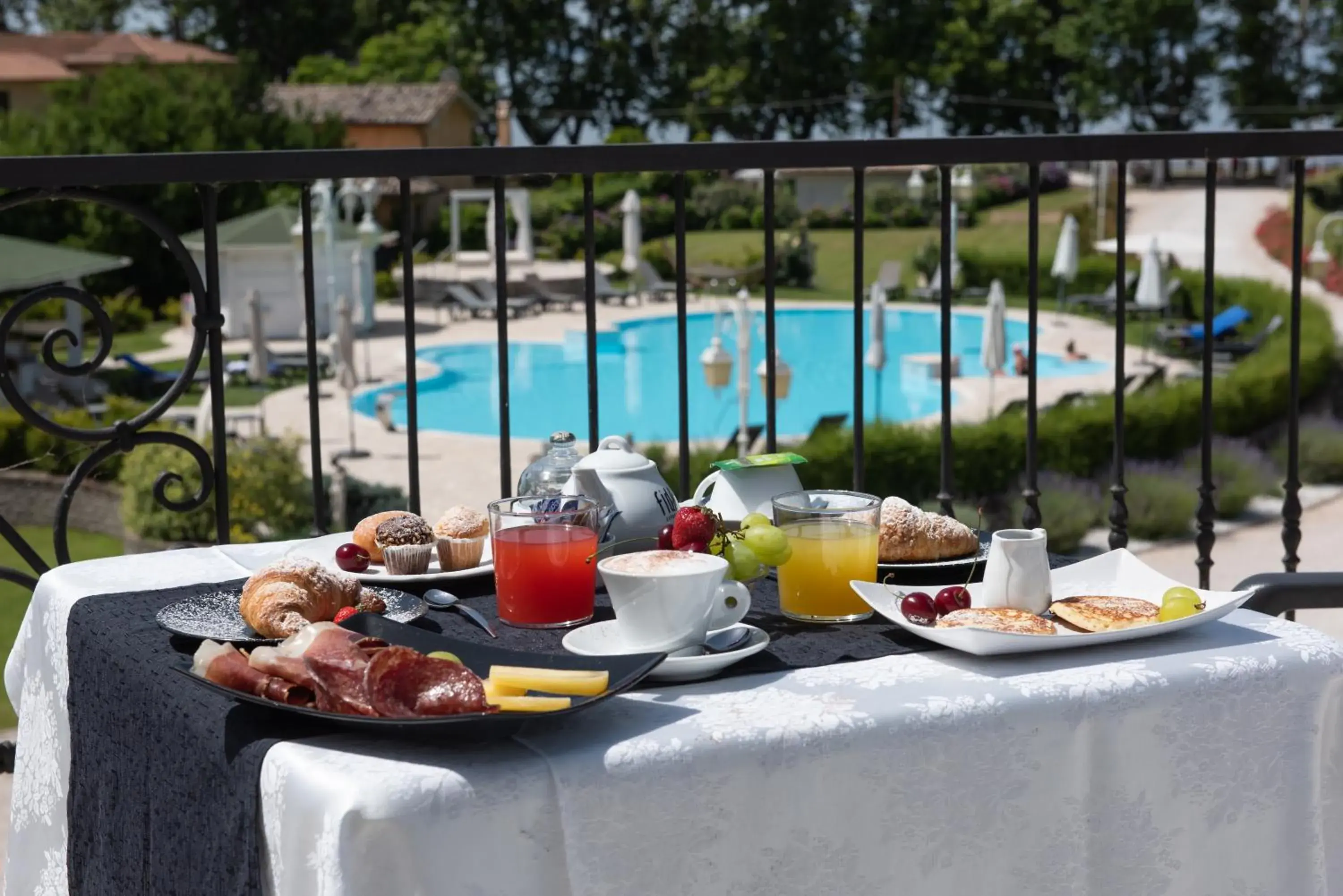 Swimming Pool in Ludwig Boutique Hotel