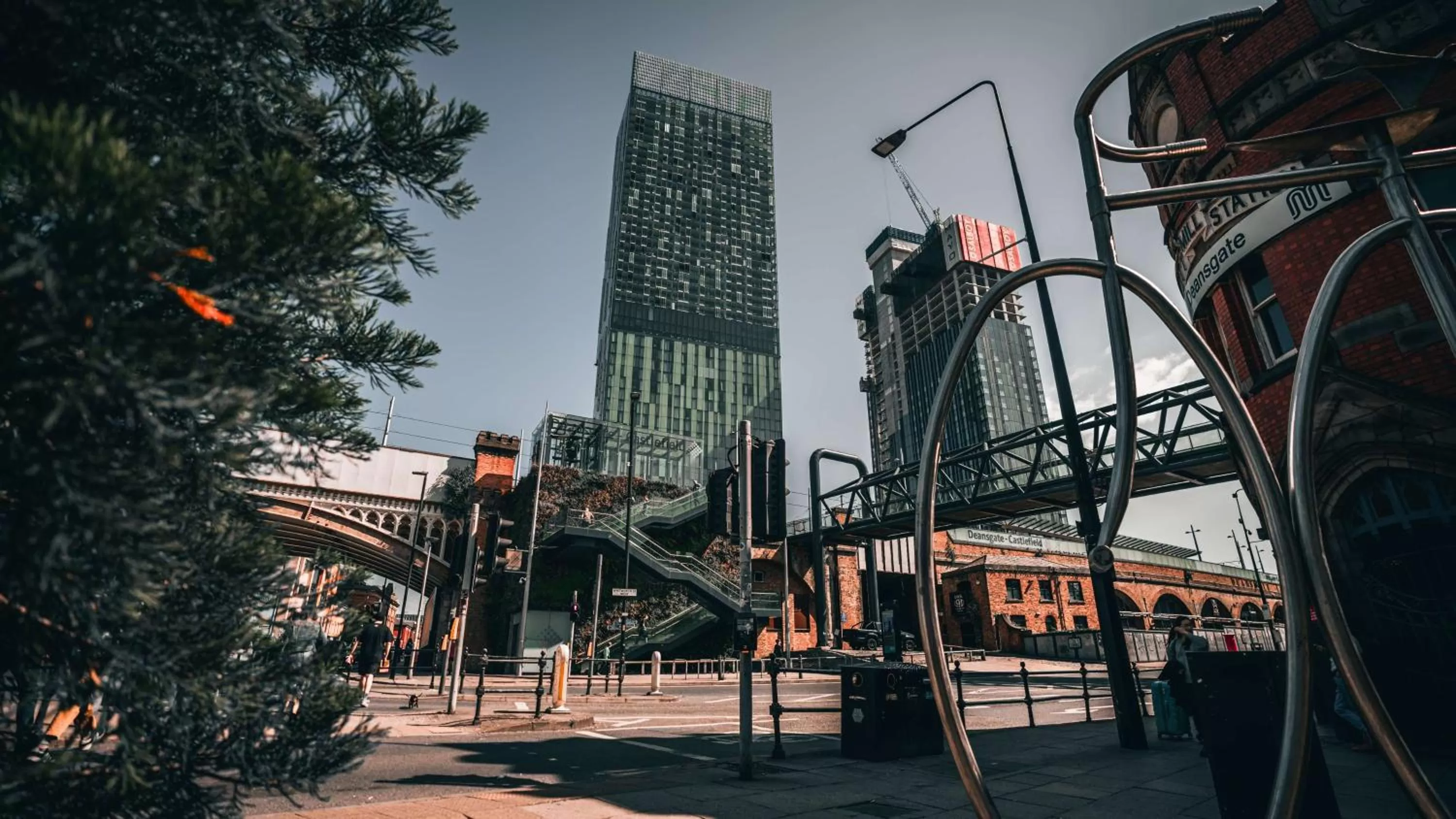 Property building in Hilton Manchester Deansgate