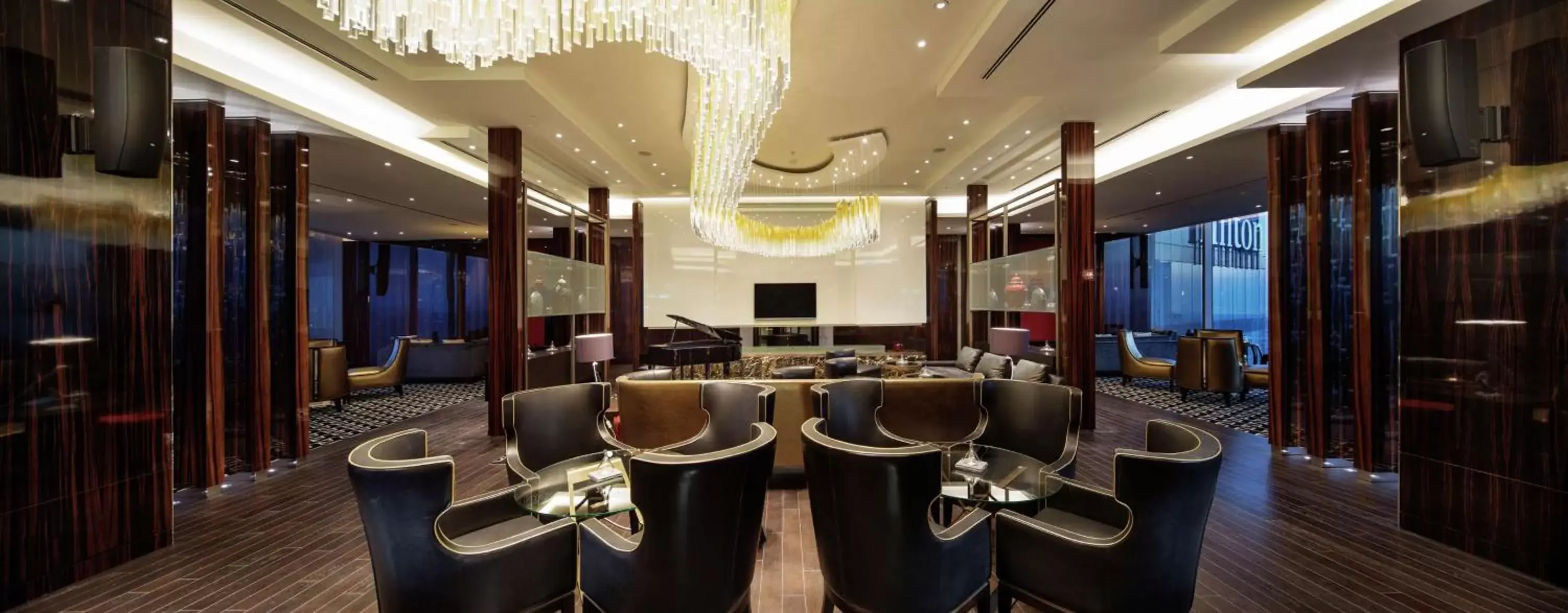 Lounge or bar in Hilton Istanbul Bomonti