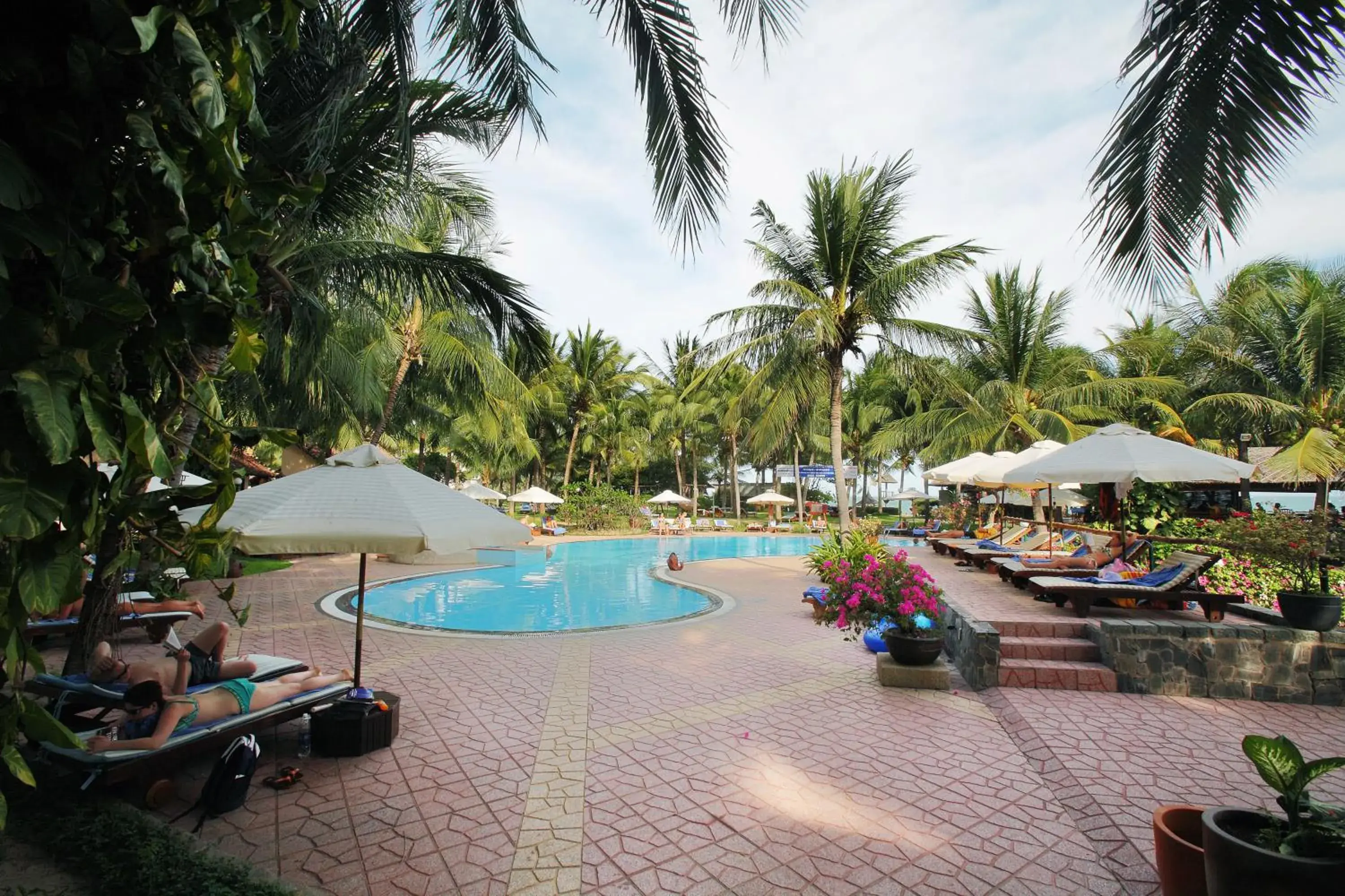 Swimming Pool in Saigon Mui Ne Resort