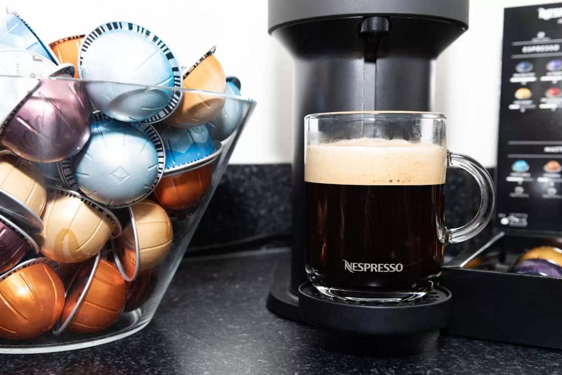 Coffee/tea facilities in Riverside Cottage, Shefford