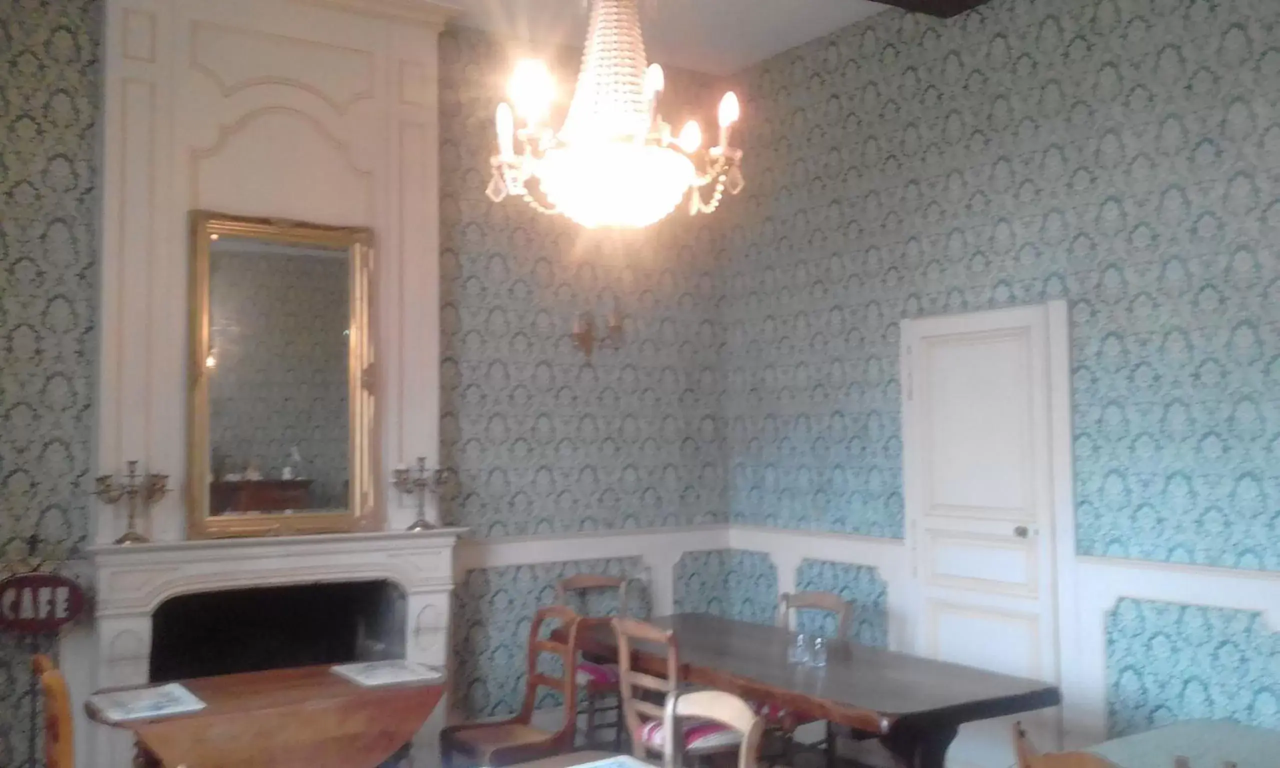 Dining area in Domaine de launay blot, Proche MT ST MICHEL