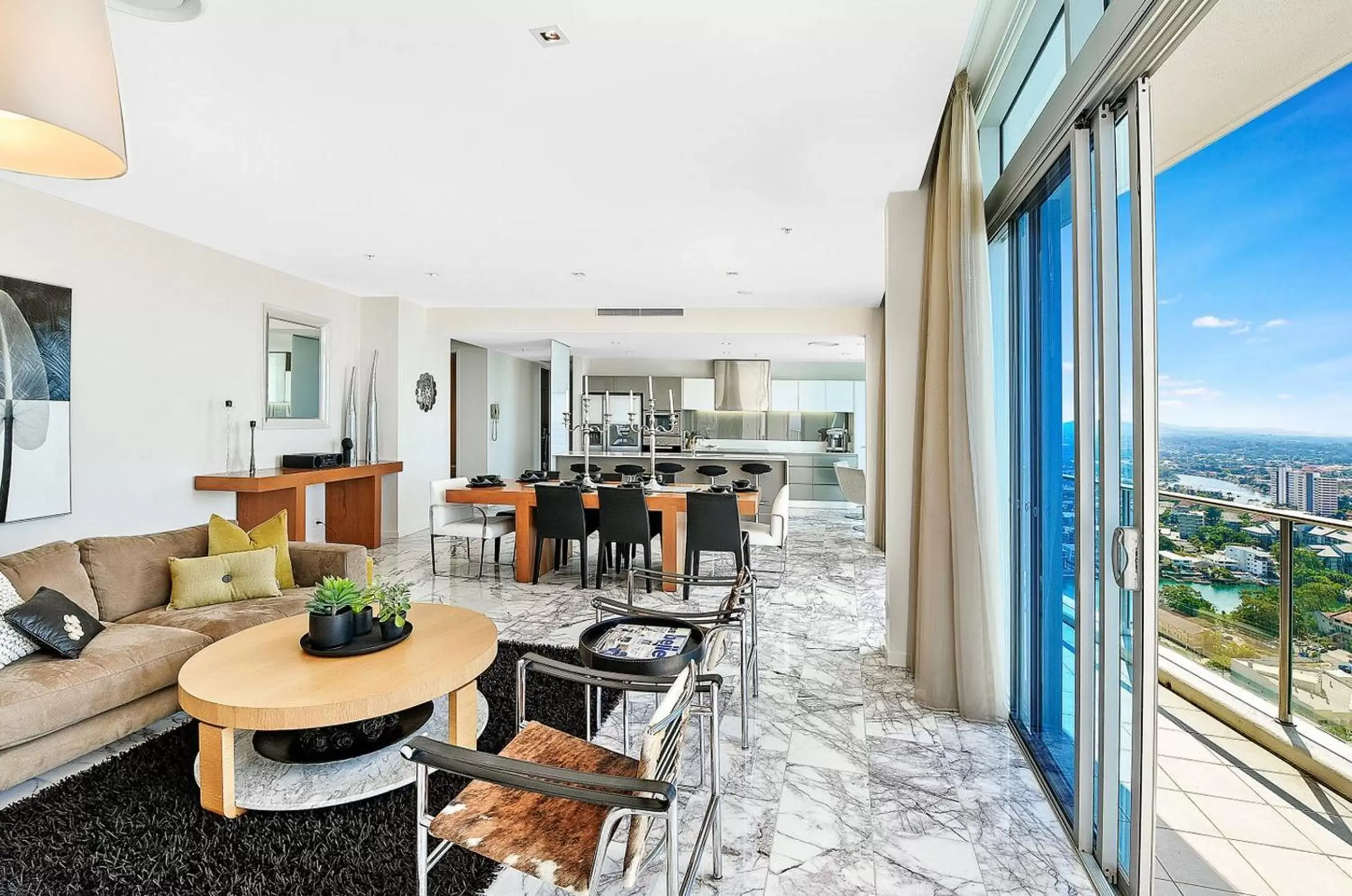Kitchen or kitchenette in Artique Surfers Paradise - Official