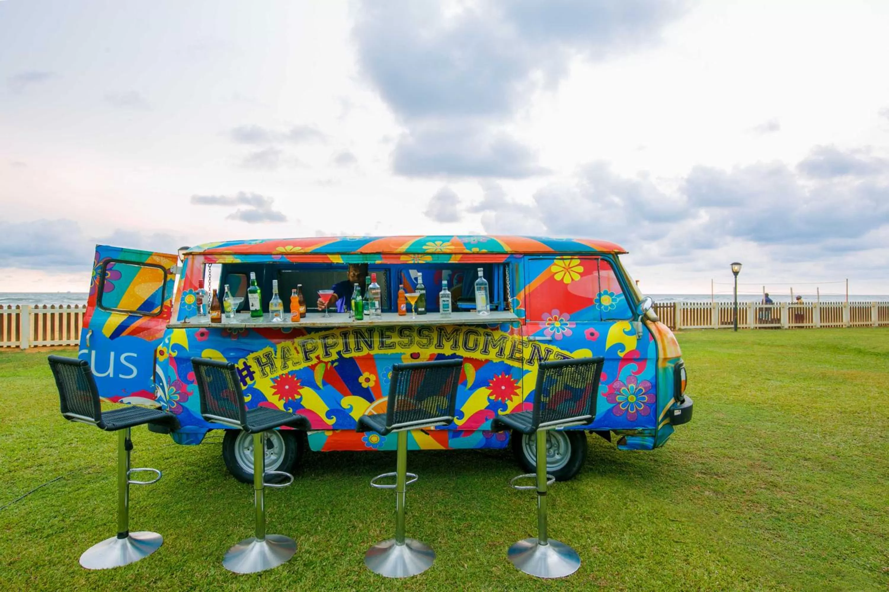 Lounge or bar in Citrus Waskaduwa