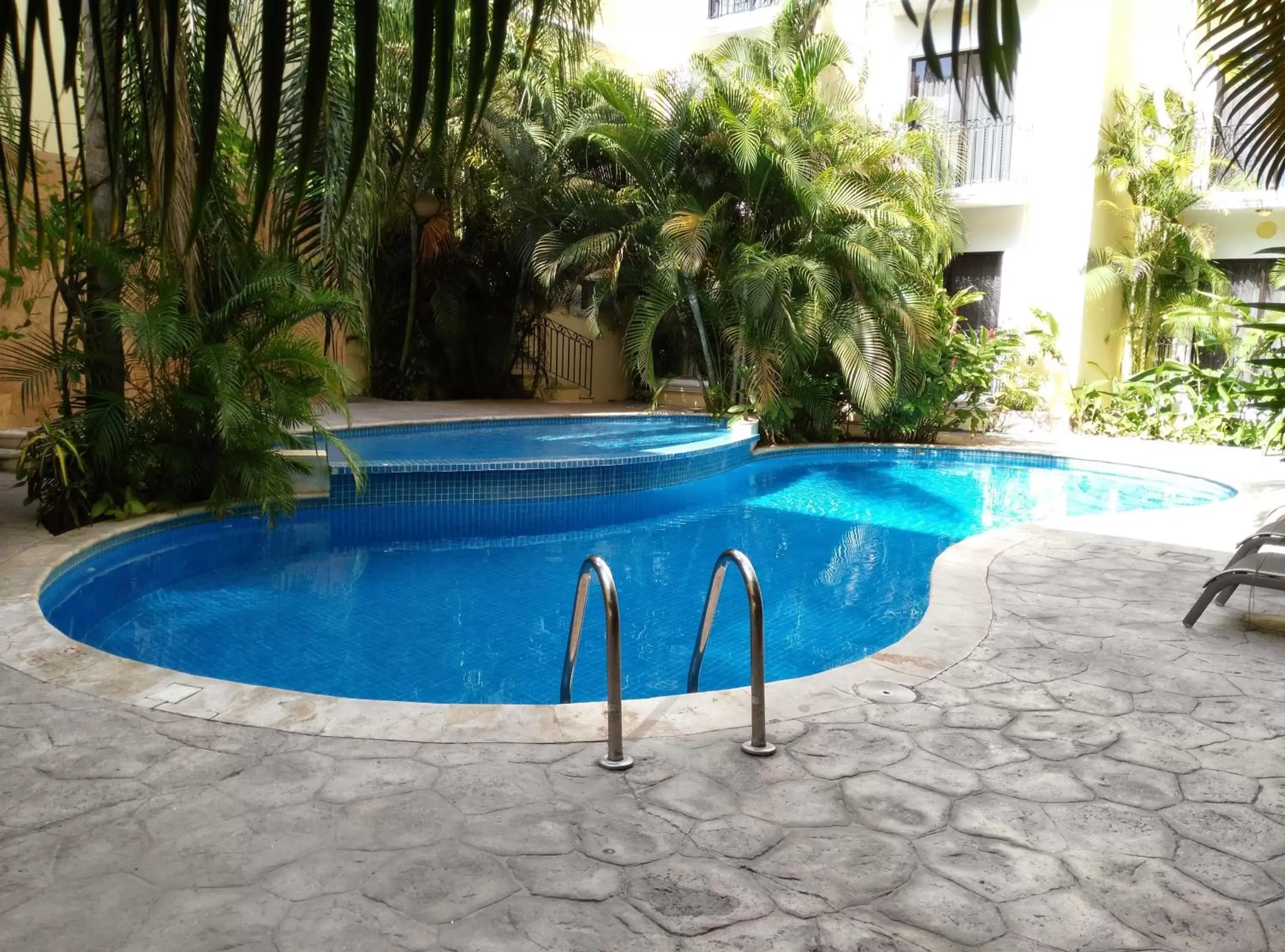 Property building, Swimming Pool in Gran Real Yucatan