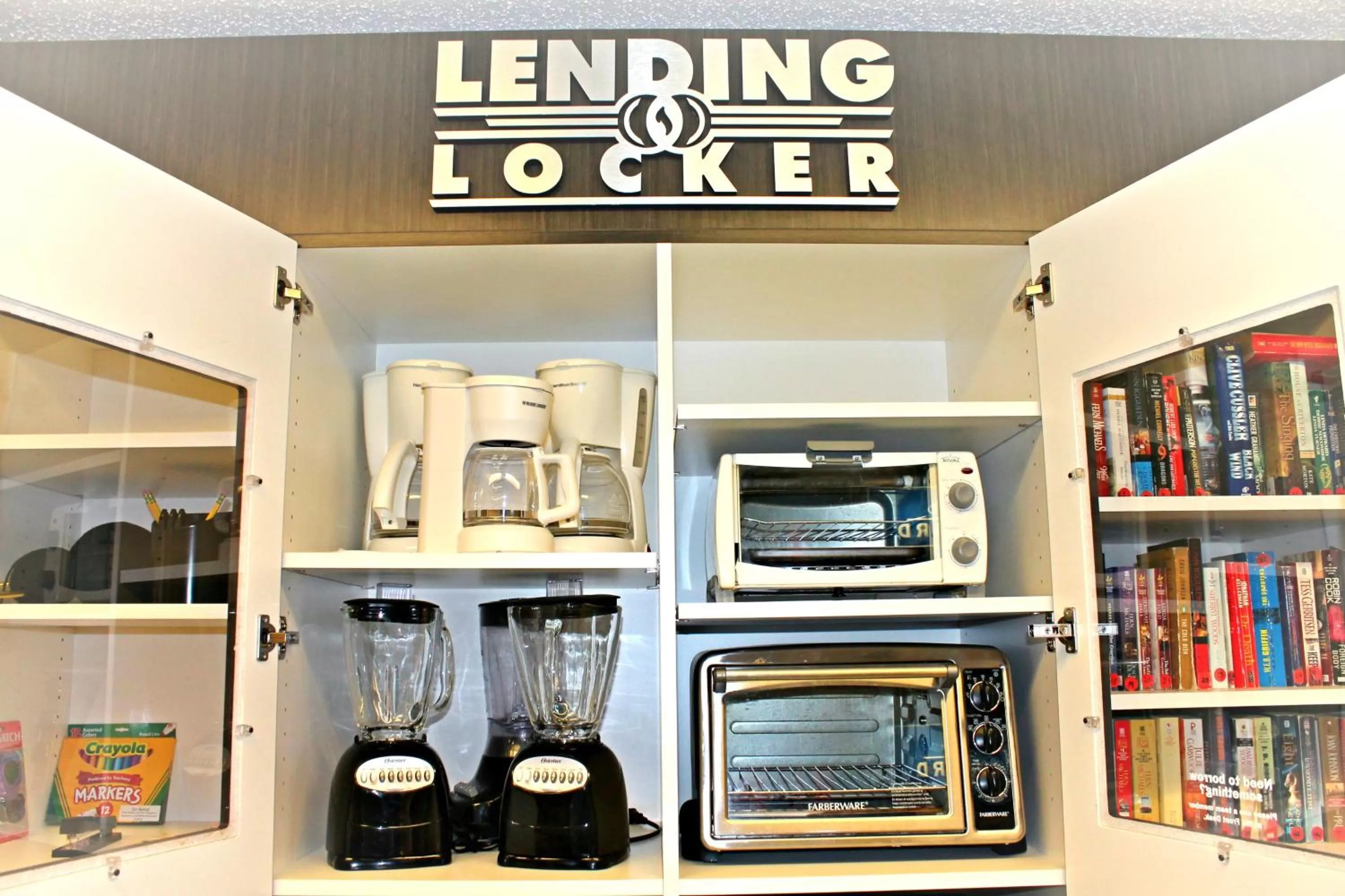 Lobby or reception in Candlewood Suites Syracuse-Airport by IHG