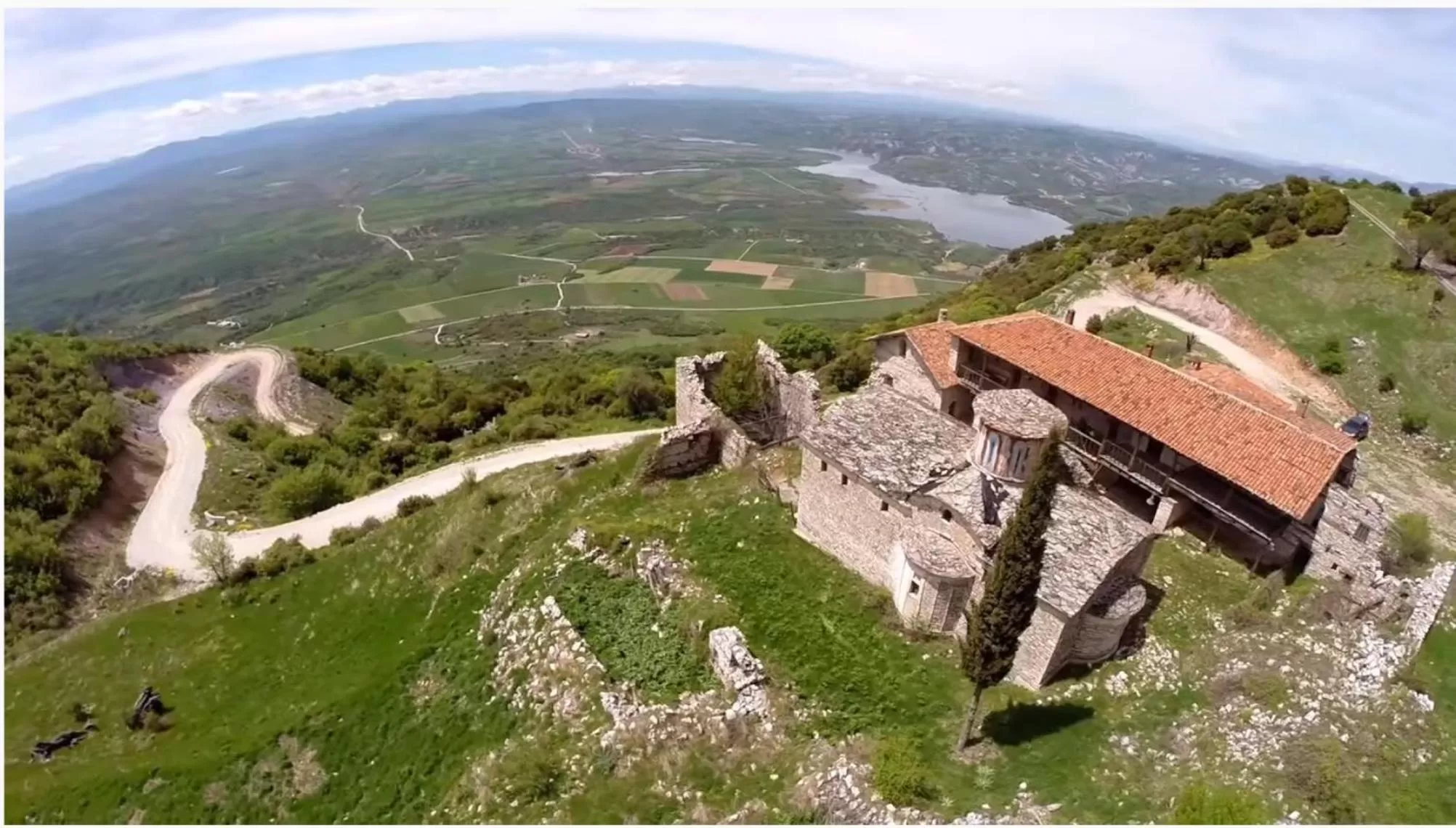 Nearby landmark in Mondeus Inn Luxury