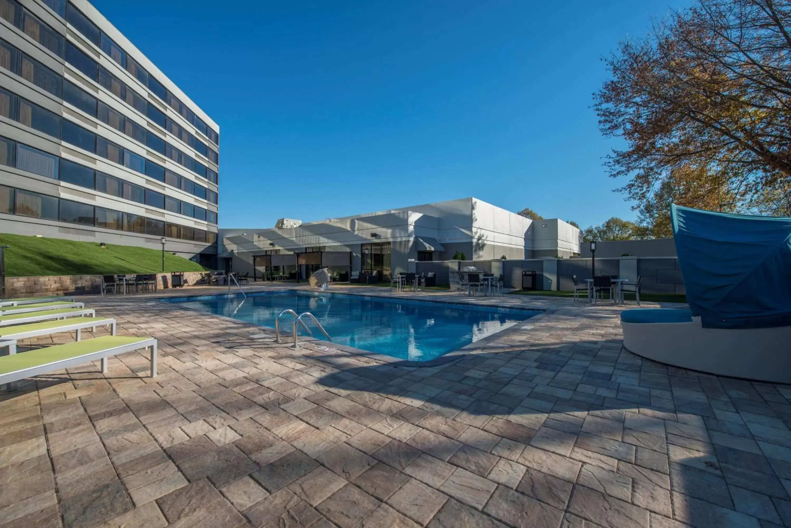 Pool view, Swimming Pool in DoubleTree by Hilton Winston Salem - University, NC