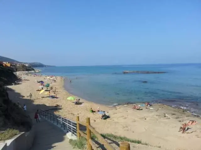 Nearby landmark, Beach in STANZA B&B CATERINA