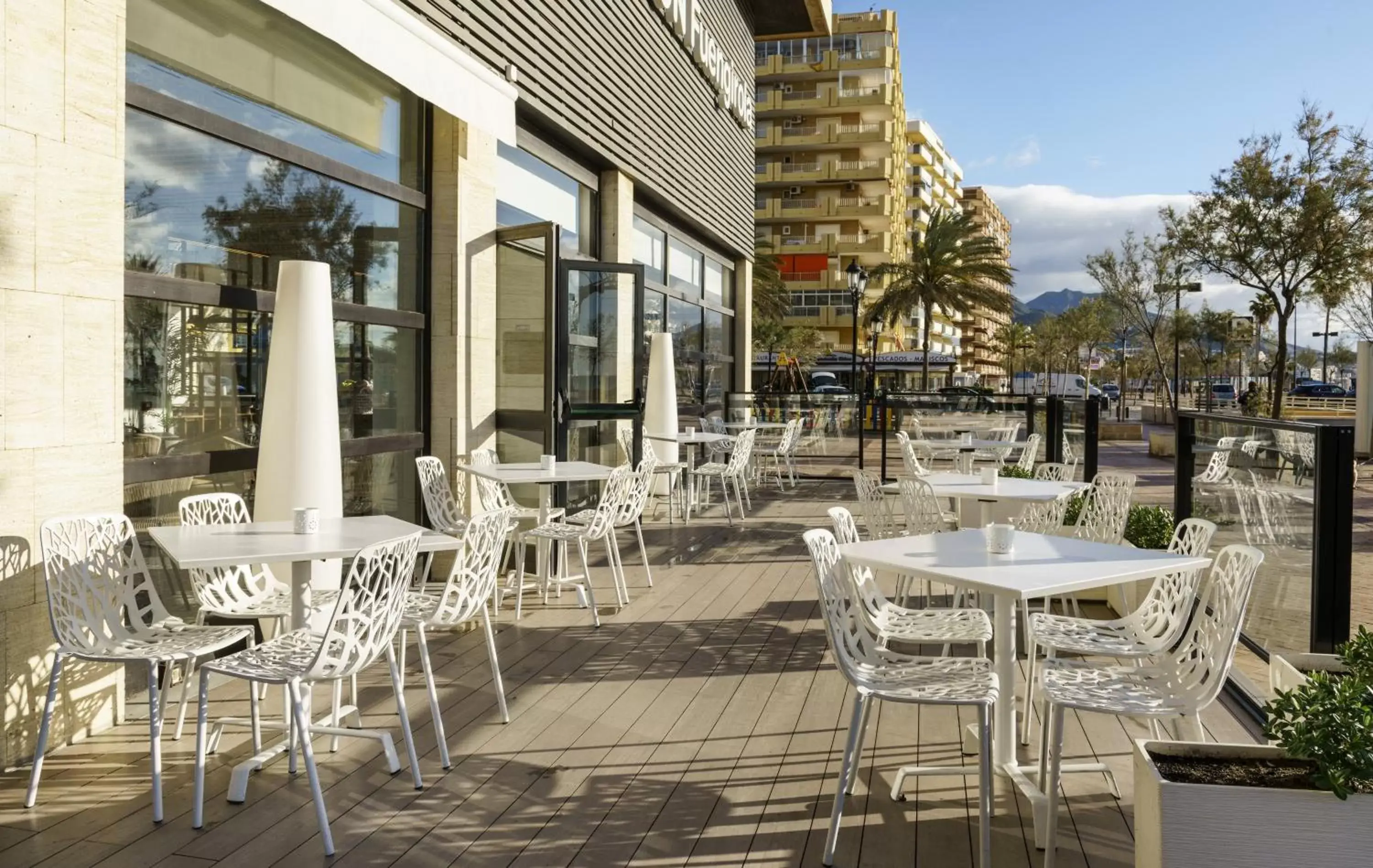 Facade/entrance, Restaurant/Places to Eat in Ilunion Fuengirola