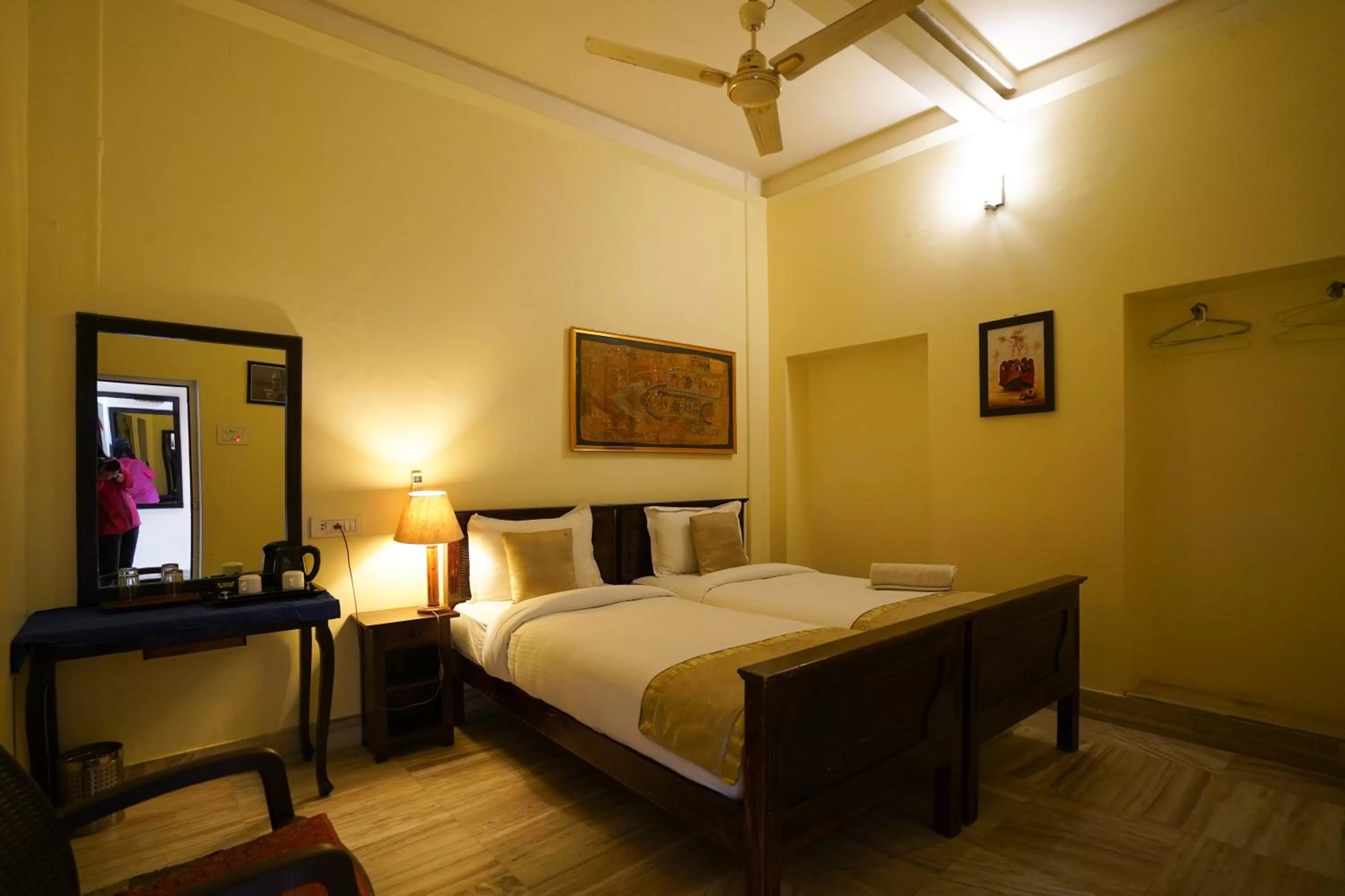 Bed in Hotel Shahi Garh