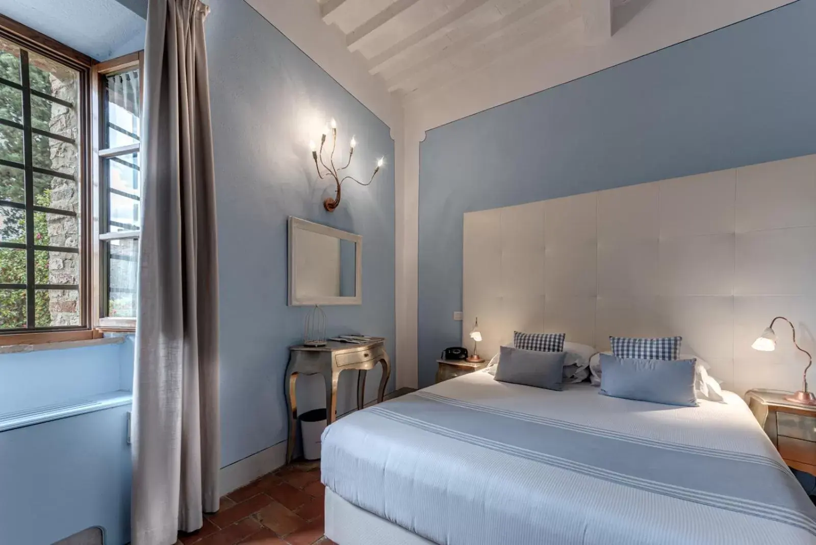 Breakfast, Bed in PALAZZO DEL CAPITANO Wellness & Relais - Luxury Borgo Capitano Collection Breakfast, Bed in PALAZZO DEL CAPITANO Wellness & Relais - Luxury Borgo Capitano Collection